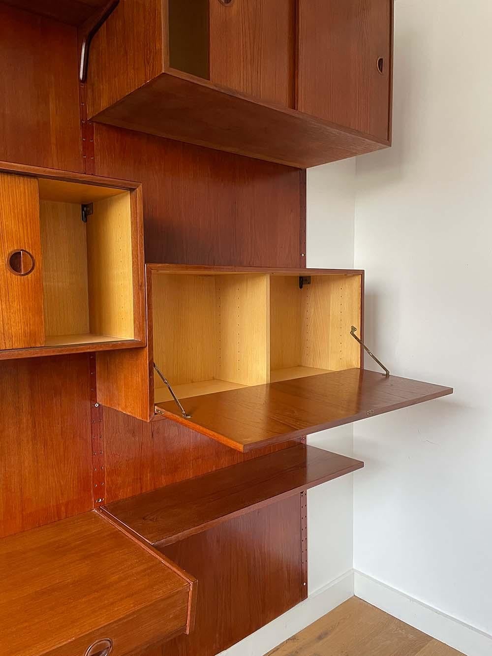 Teak Living Room Furniture from Hansen & Guldborg, 3 Panels In Good Condition In Paris, FR