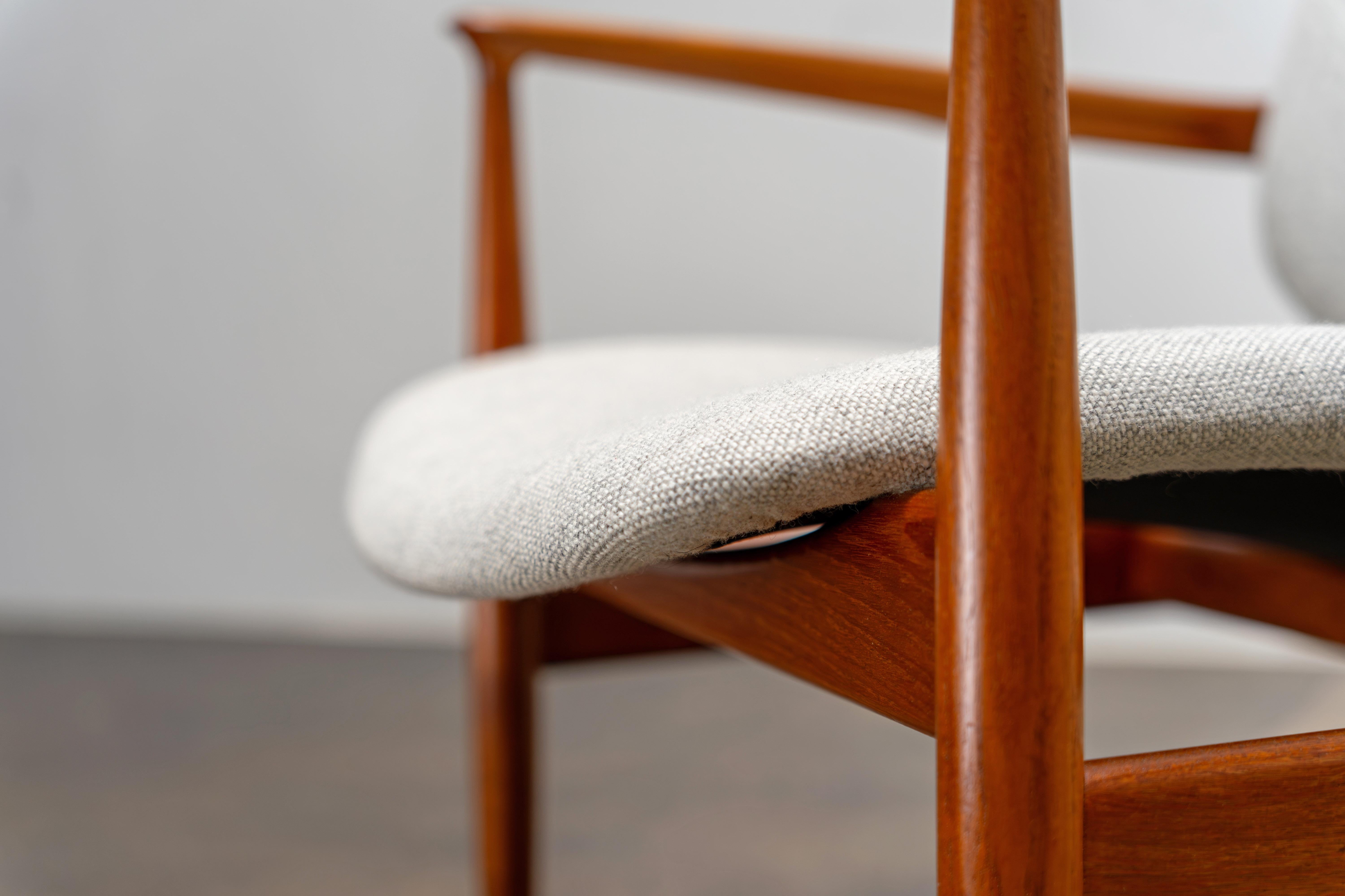 Chaise longue en teck 136 par Finn Juhl pour France & Daverkosen, Danemark années 1950 en vente 1