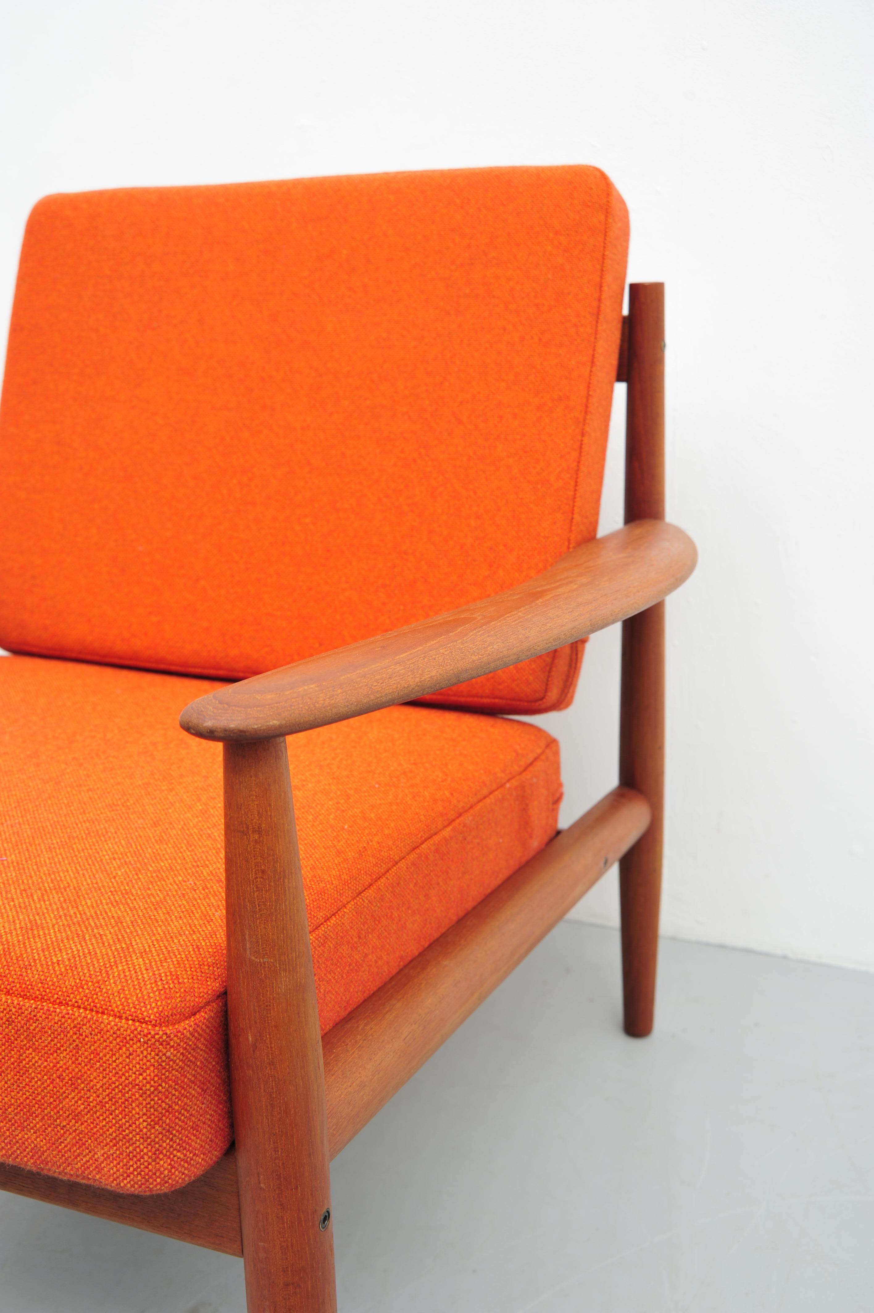 Mid-20th Century Teak Lounge Chair by Grete Jalk for France & Son, Orange Upholstery For Sale