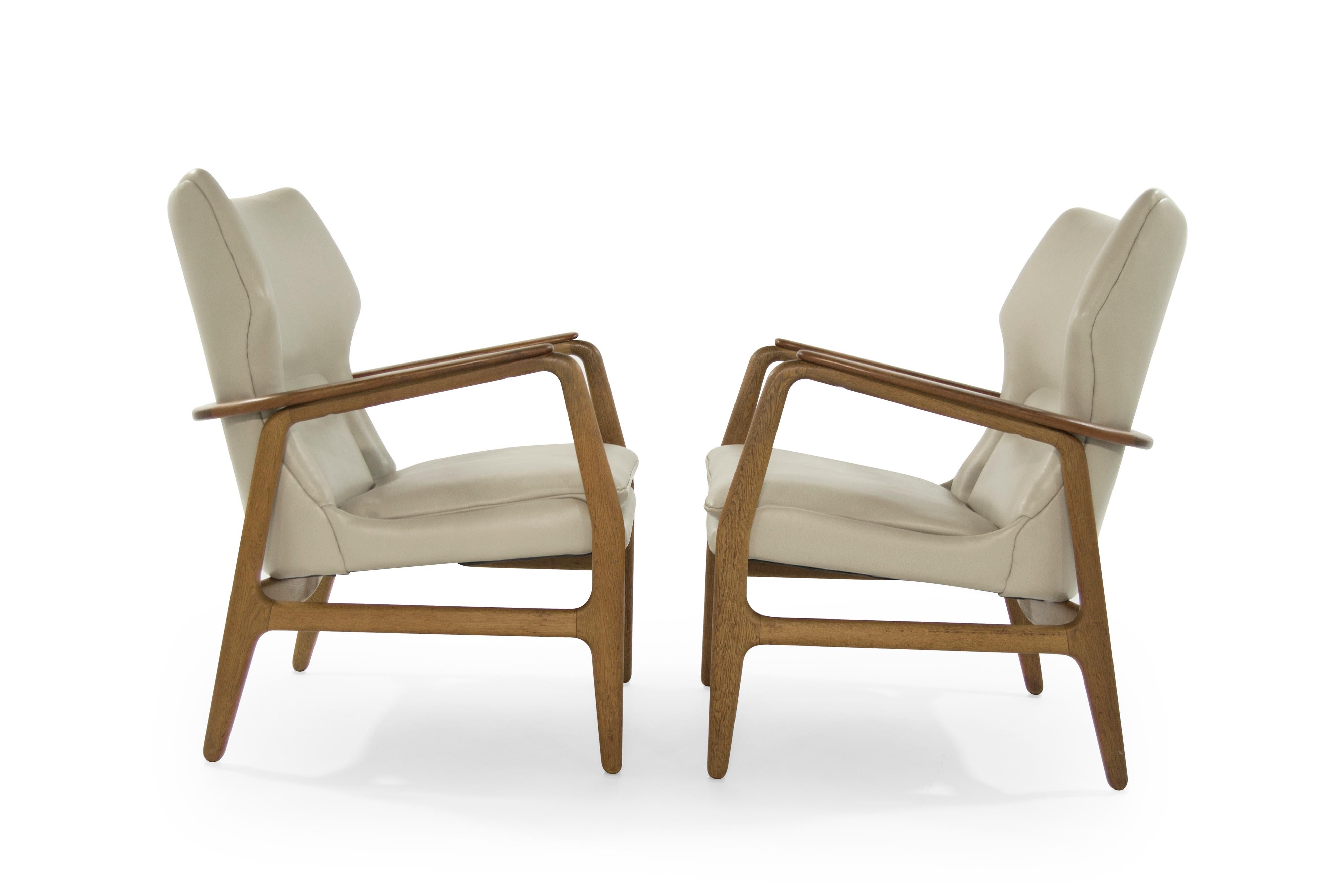 Scandinavian Modern Teak Lounge Chairs by Aksel Bender Madsen for Bovenkamp