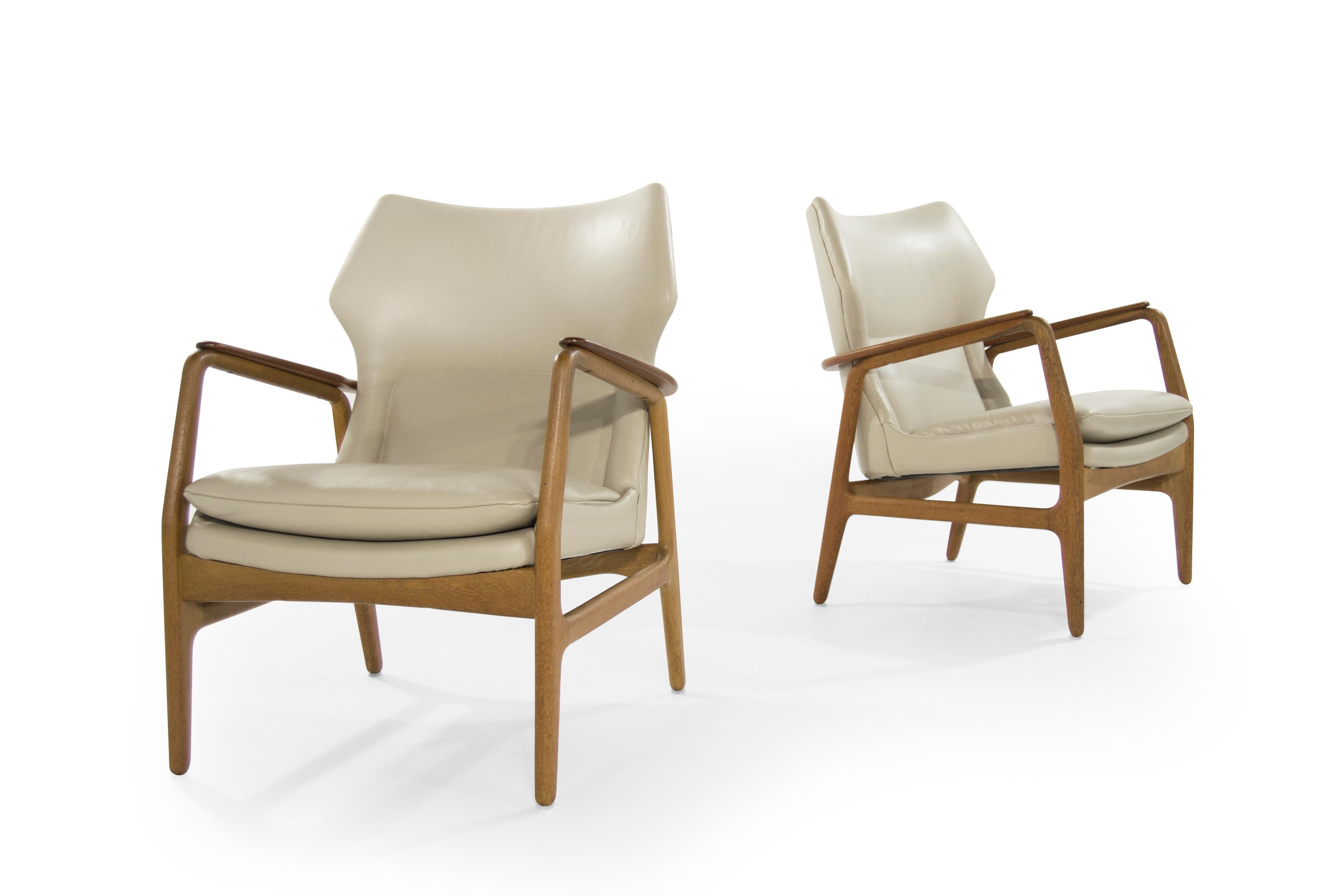 Leather Teak Lounge Chairs by Aksel Bender Madsen for Bovenkamp
