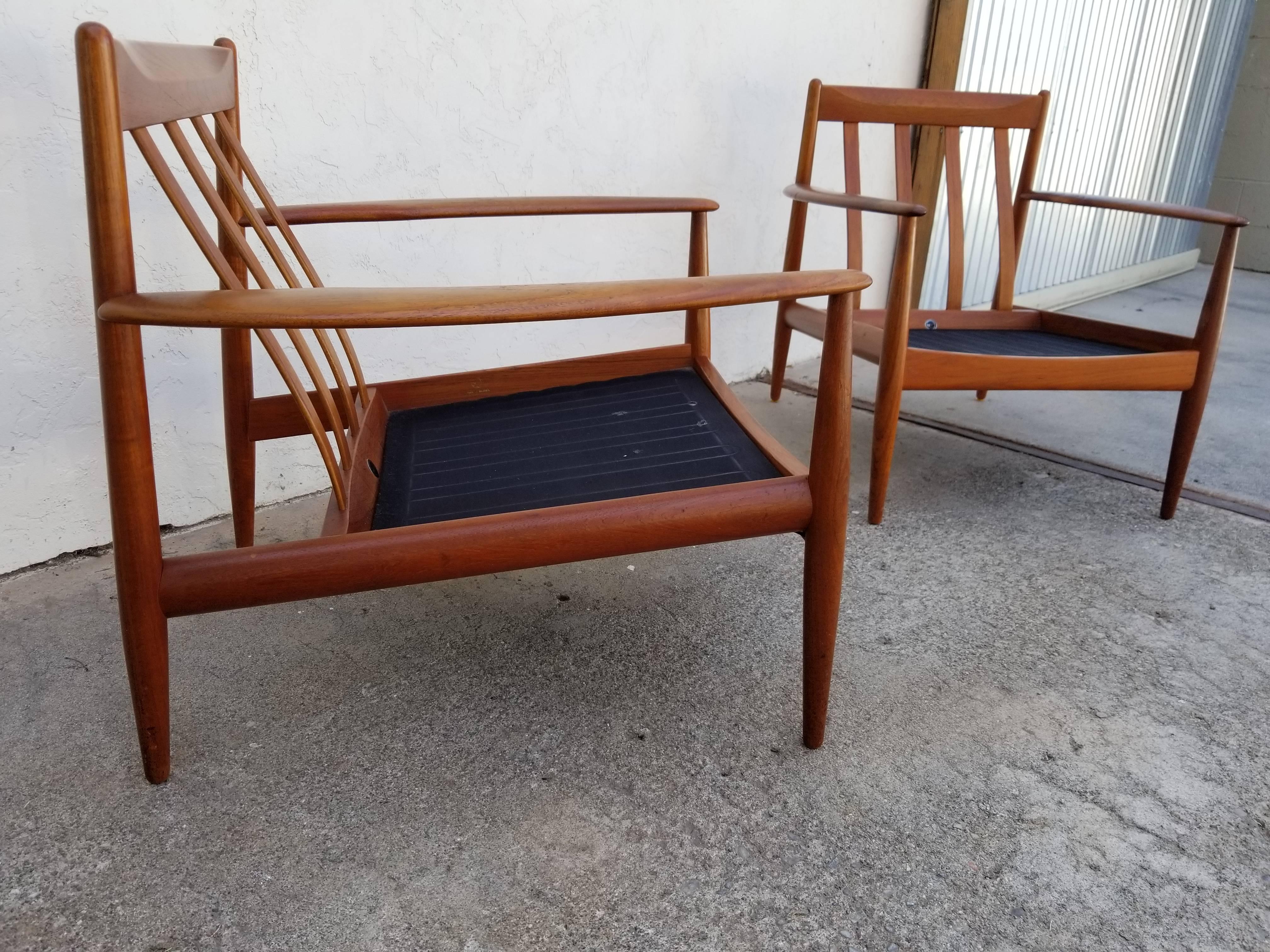 Teak Lounge Chairs by Grete Jalk for France & Daverkosen 10