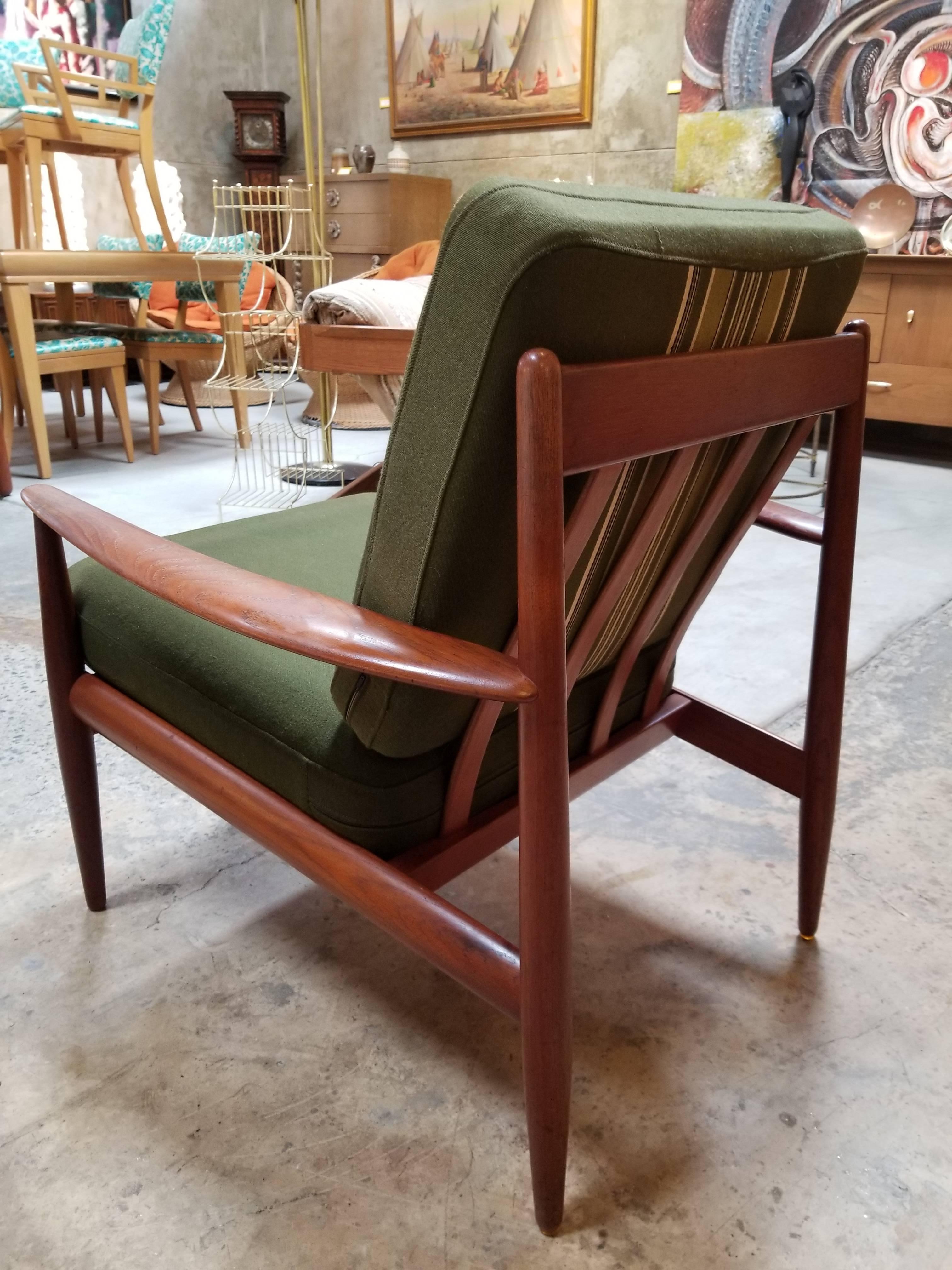Teak Lounge Chairs by Grete Jalk for France & Daverkosen 13