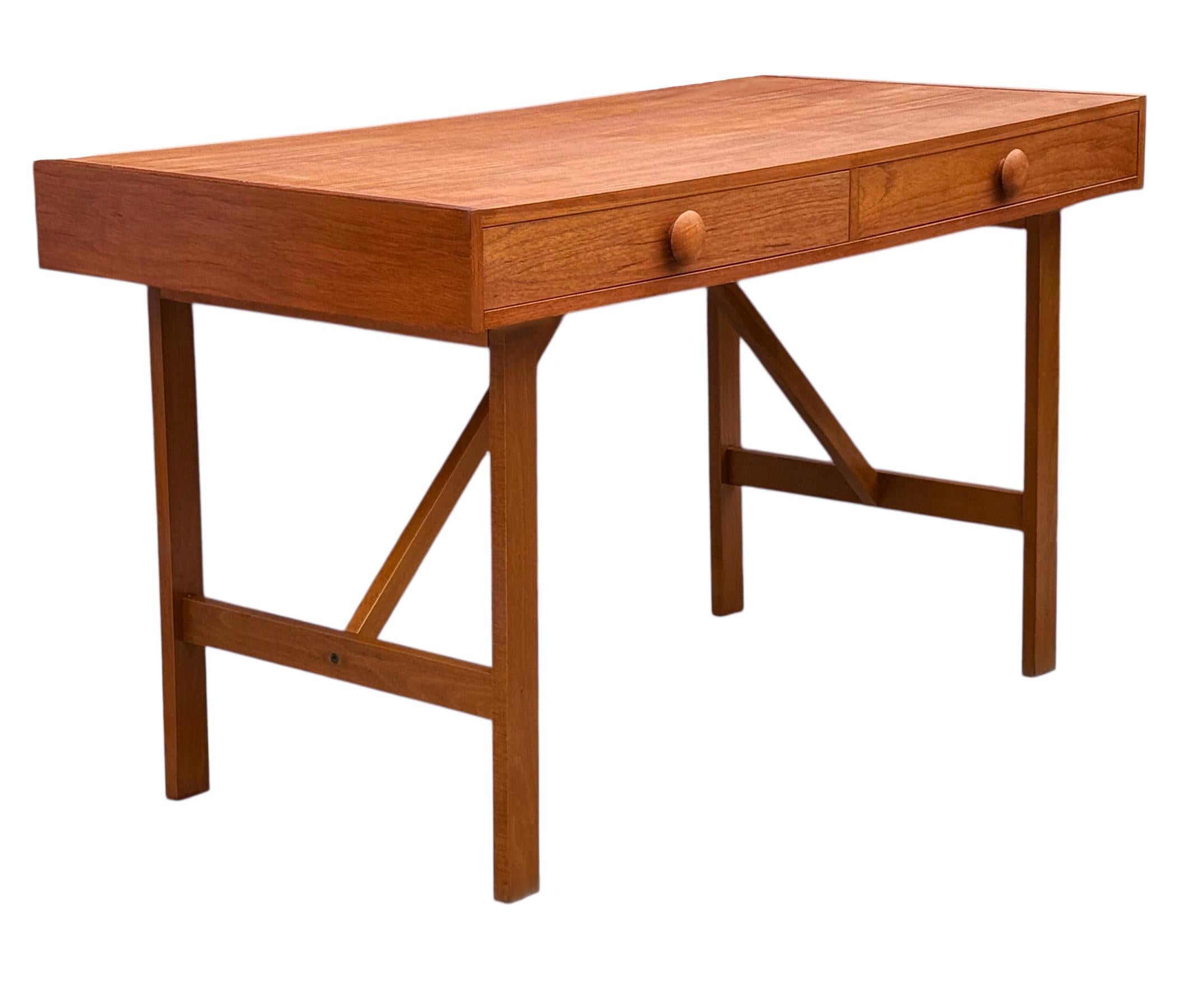 Teakholz Mid Century Danish Modern Doppelseitiger Schreibtisch oder Konsolentisch (Skandinavische Moderne) im Angebot