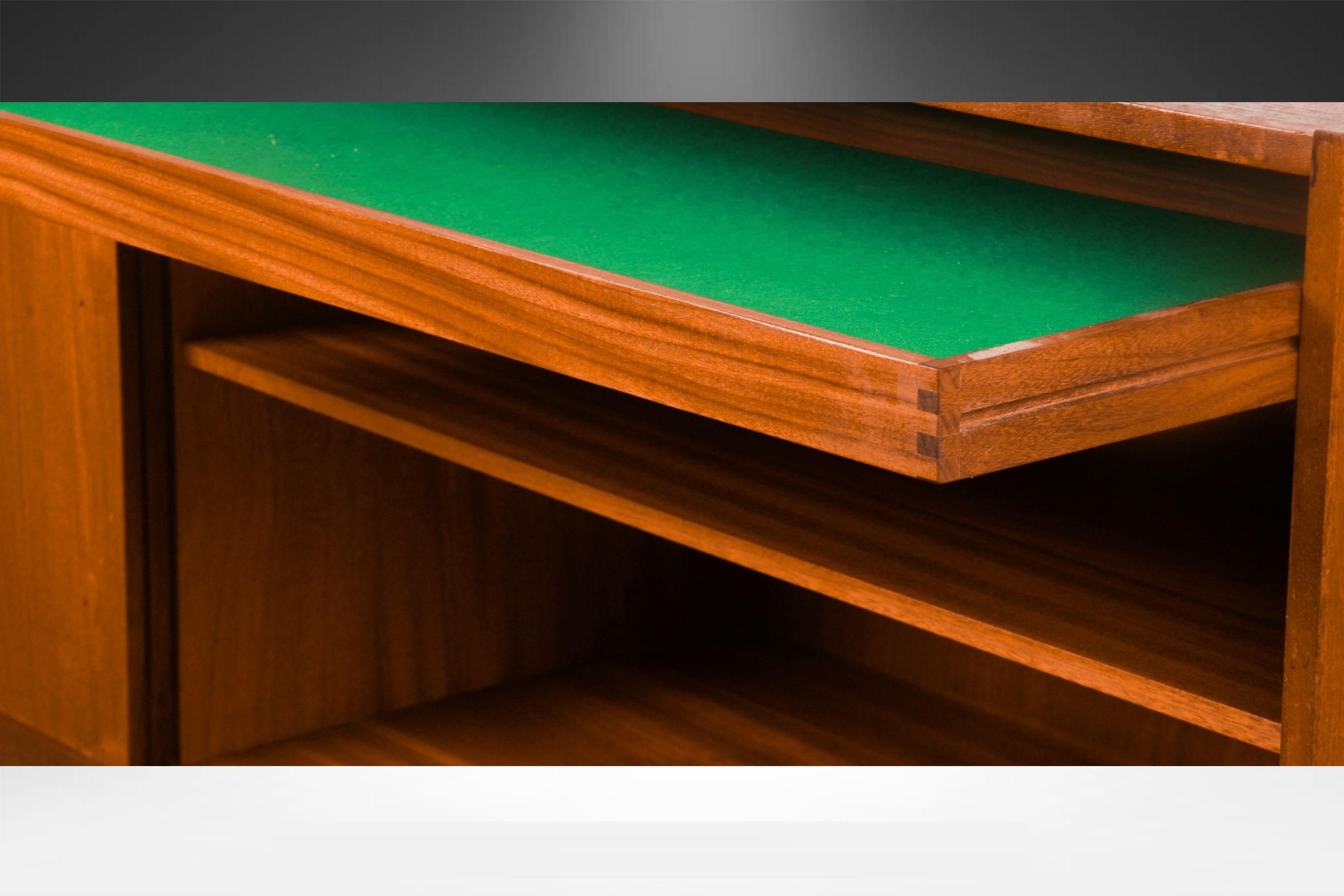 Teak Mid Century Dänemark Schiebetür Anrichte Credenza im Angebot 4