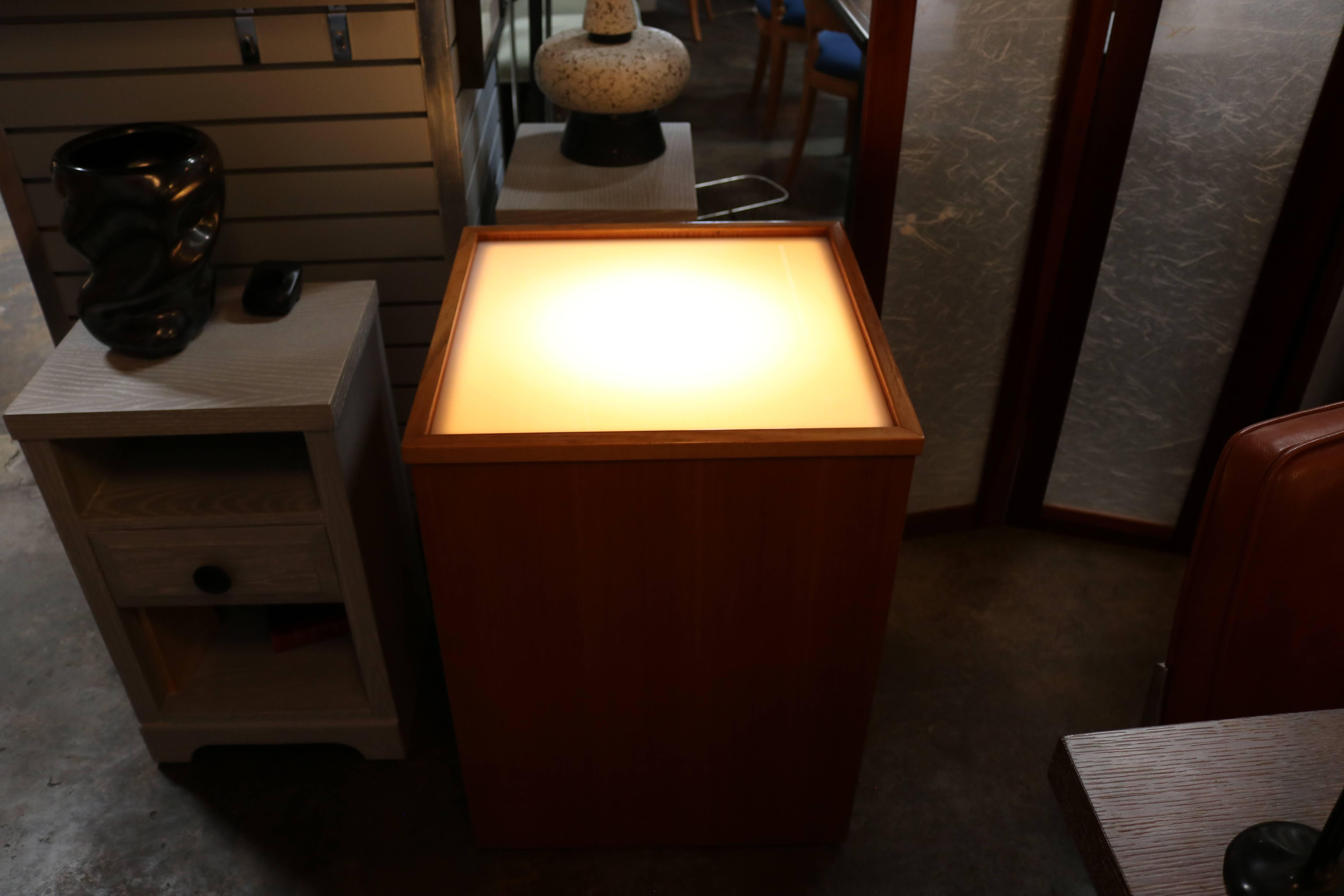 century light stand