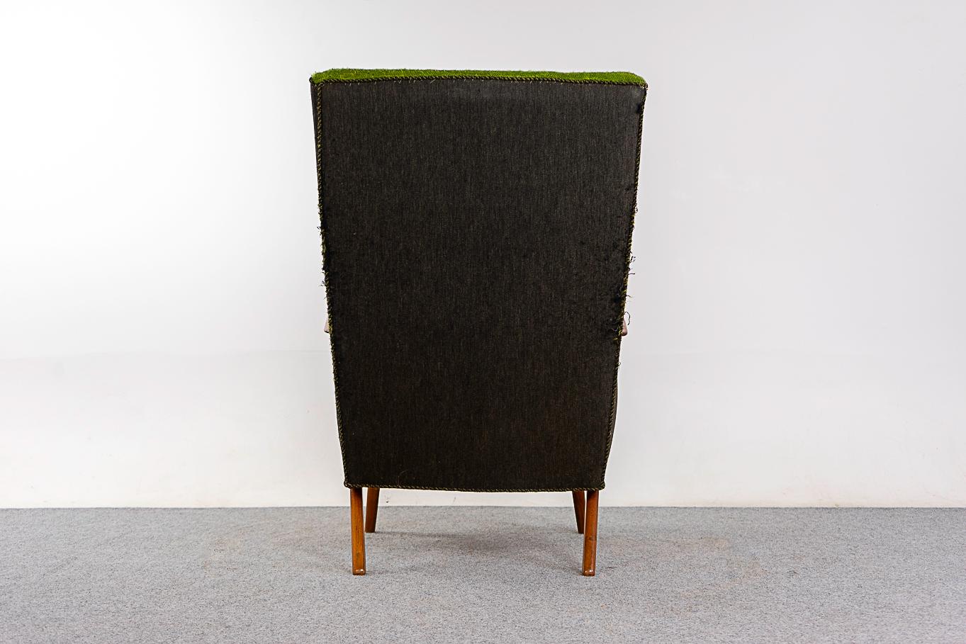 Teak Mid-Century Lounge Chair For Sale 3