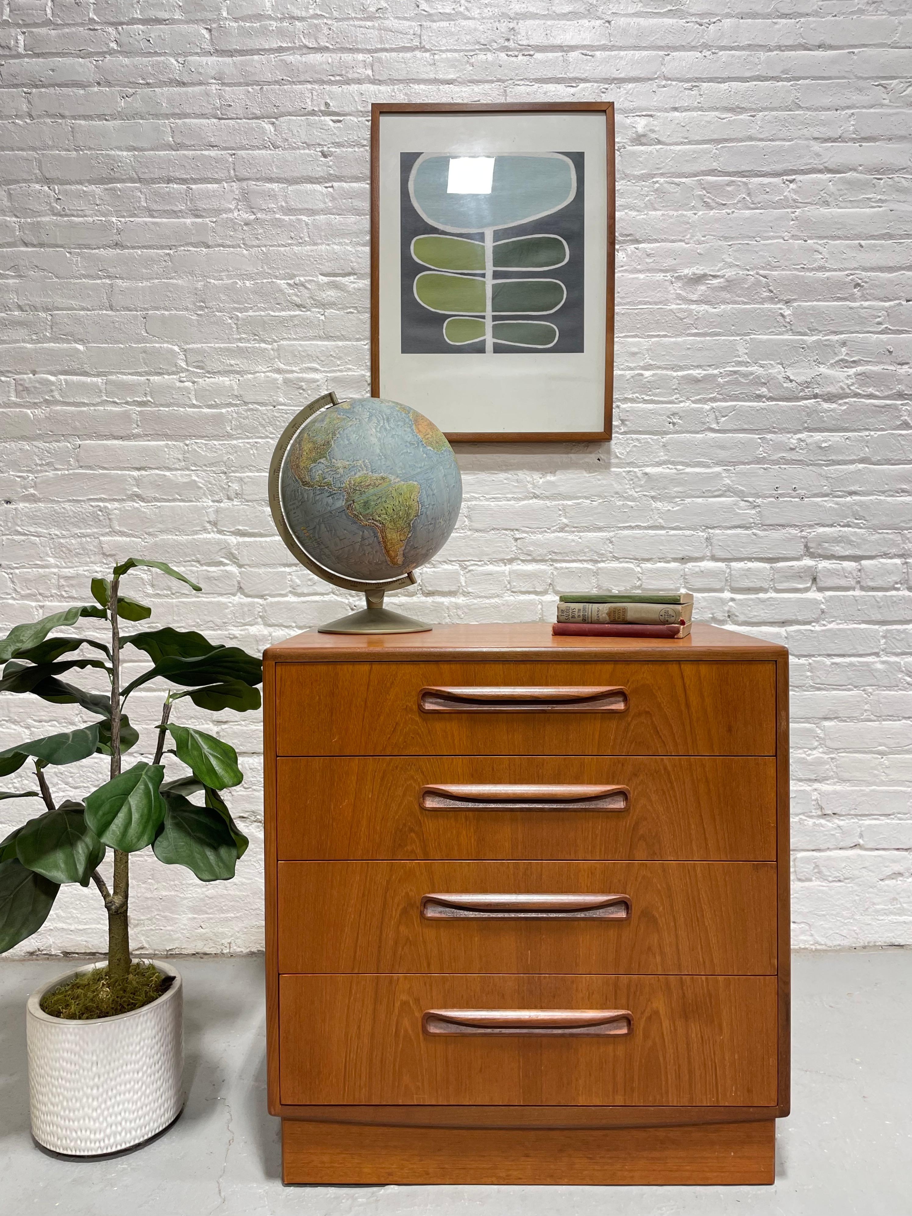 TEAK Mid Century MODERN DRESSER by G-Plan, c. 1960's In Good Condition For Sale In Weehawken, NJ