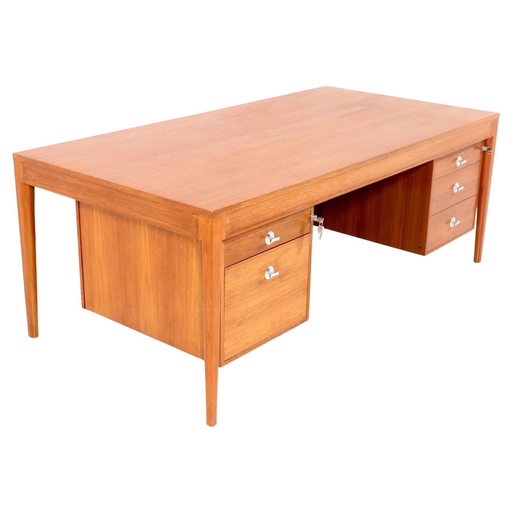 Teak Mid-Century Modern FD-951 Diplomat Desk by Finn Juhl for France & Søn