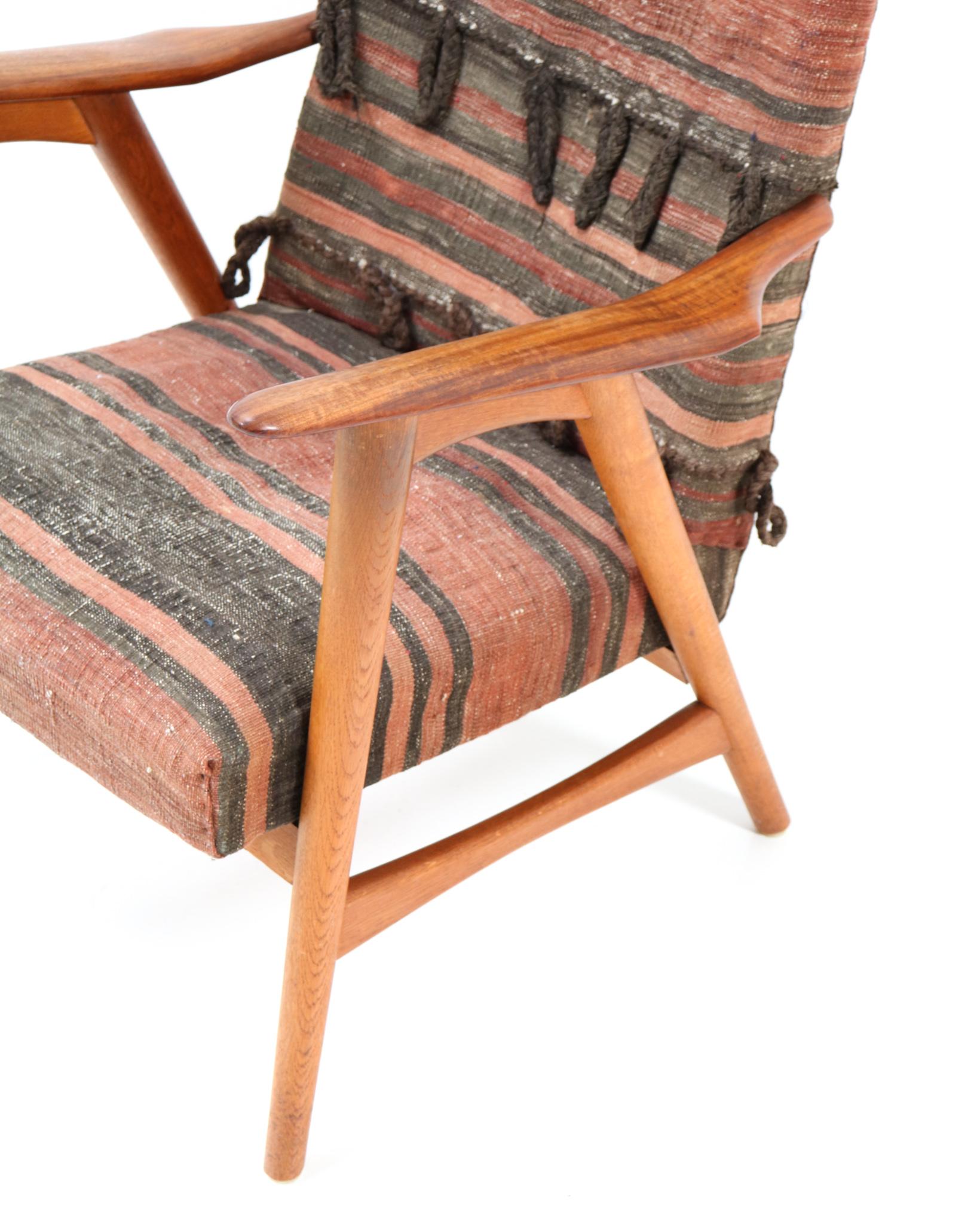 Fabric Teak Mid-Century Modern Lounge Chair with Kilim Upholstery, 1960s For Sale