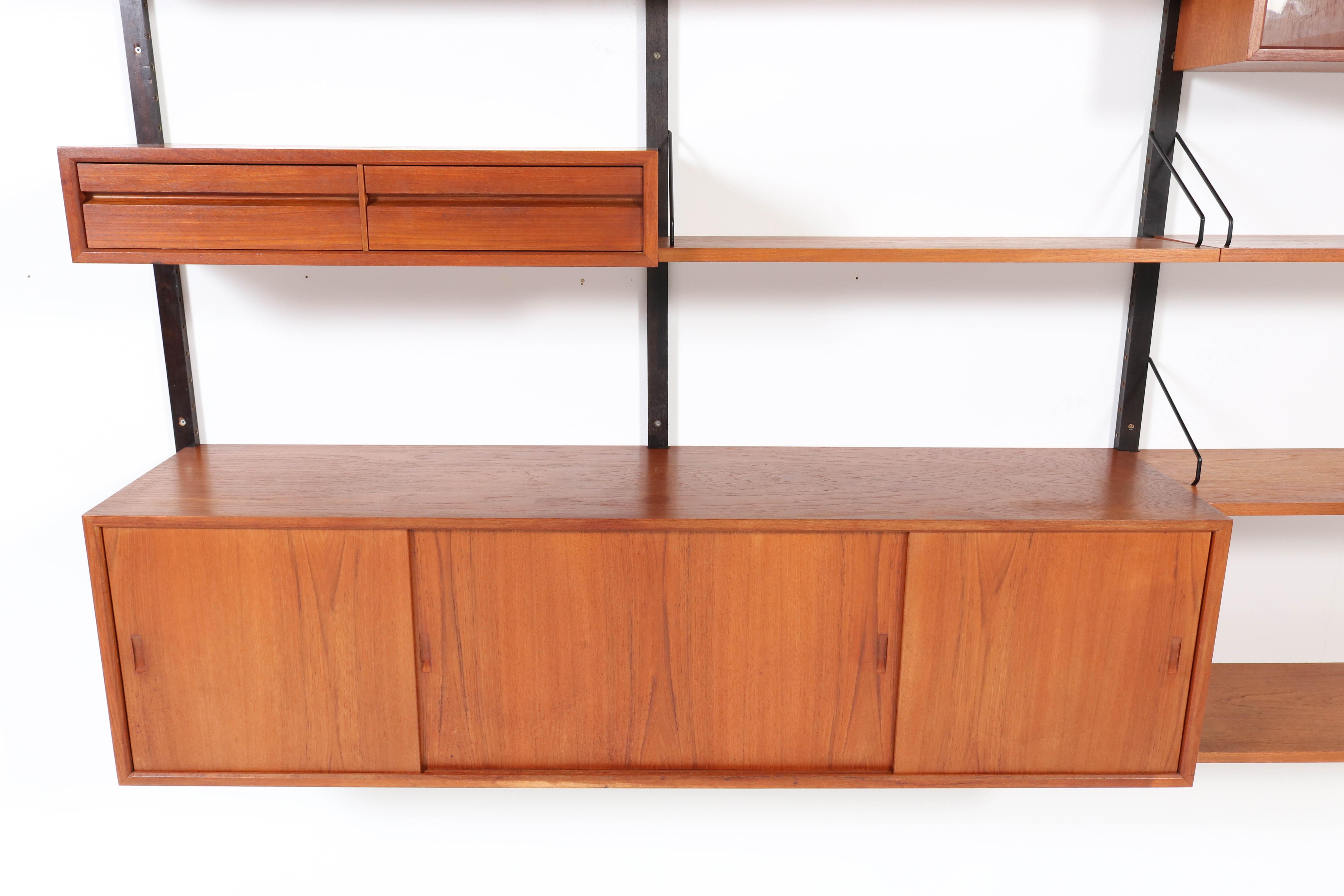 Teak Mid-Century Modern Royal Wall or Shelving Unit by Poul Cadovius for Cado 1