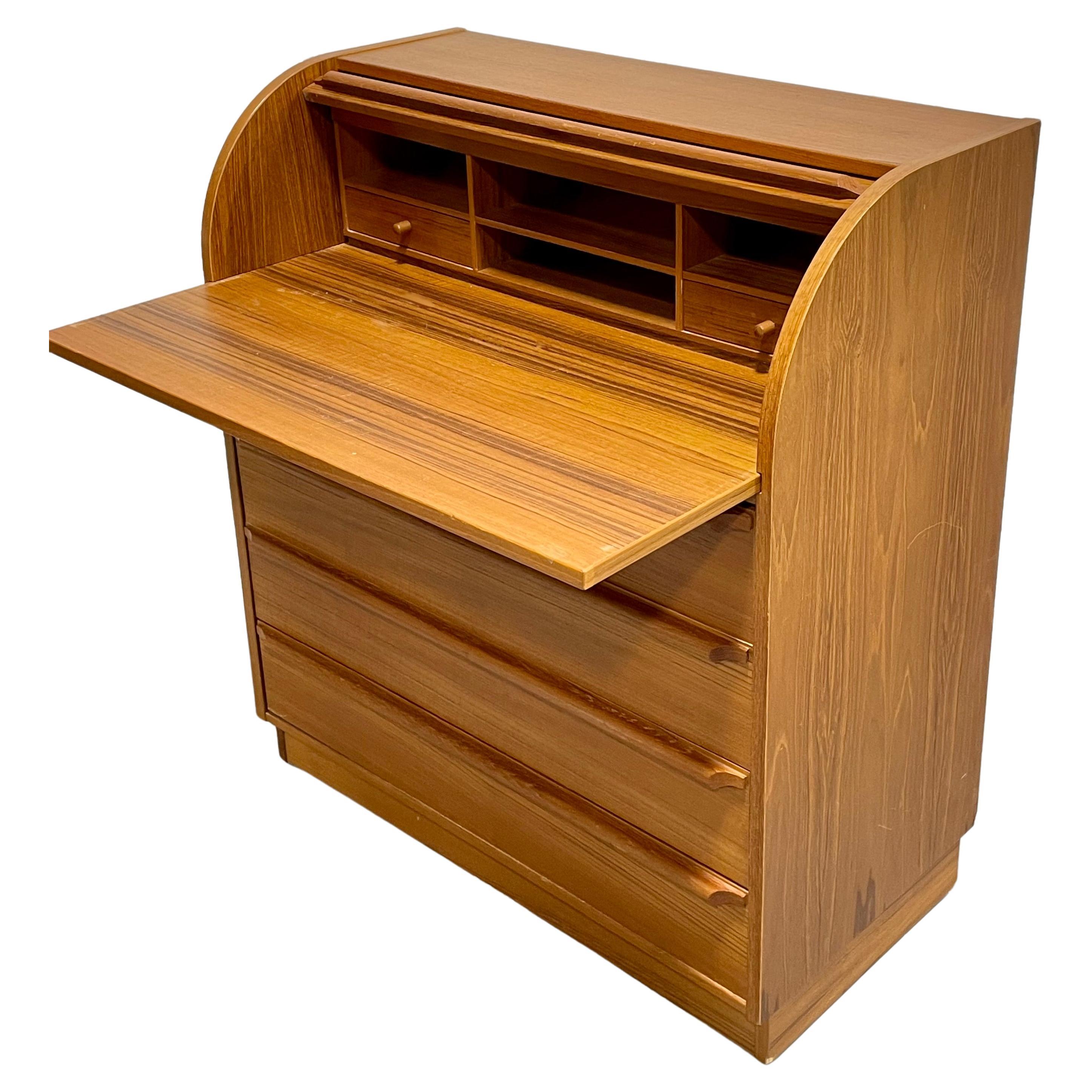 TEAK Bureau secrétaire MODERN du milieu du siècle dernier + rangement, fabriqué au Danemark en vente