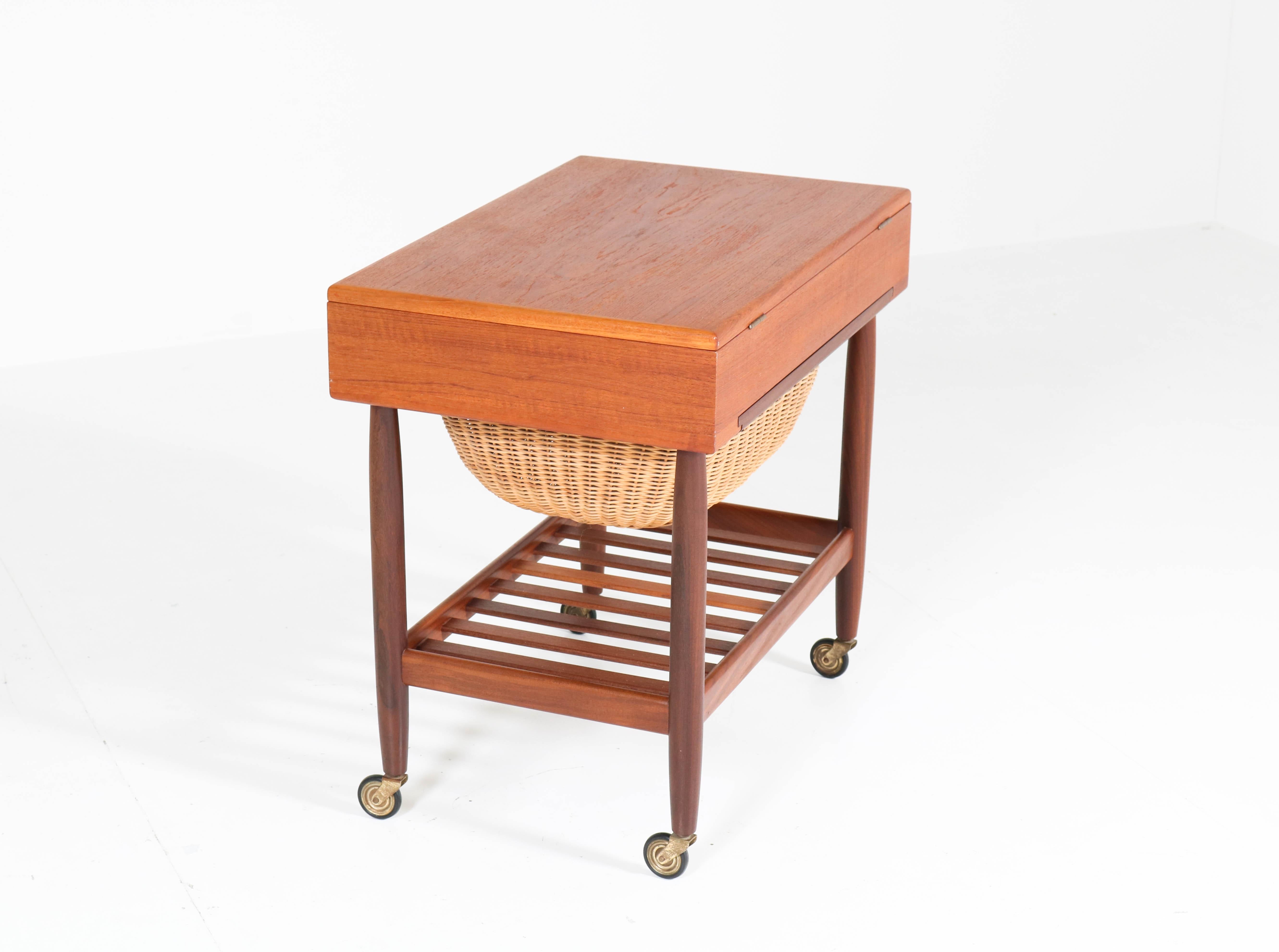 Teak Mid-Century Modern Sewing Trolley by Ejvind Johansson for FDB Mobler, 1960s 5