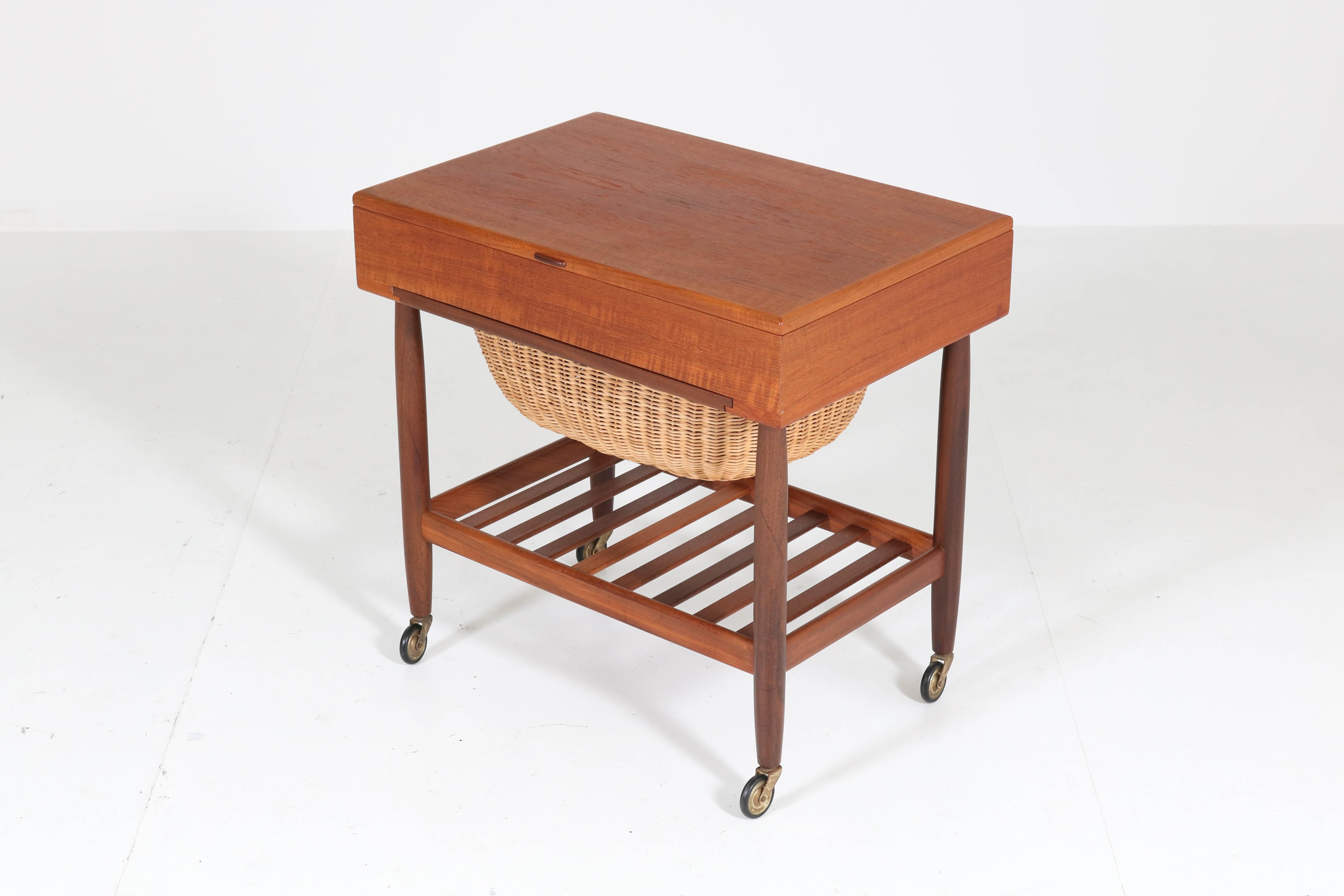 Teak Mid-Century Modern Sewing Trolley by Ejvind Johansson for FDB Mobler, 1960s 1