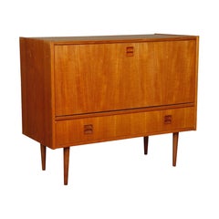Teak Mid Century Sideboard/Mini-Bar