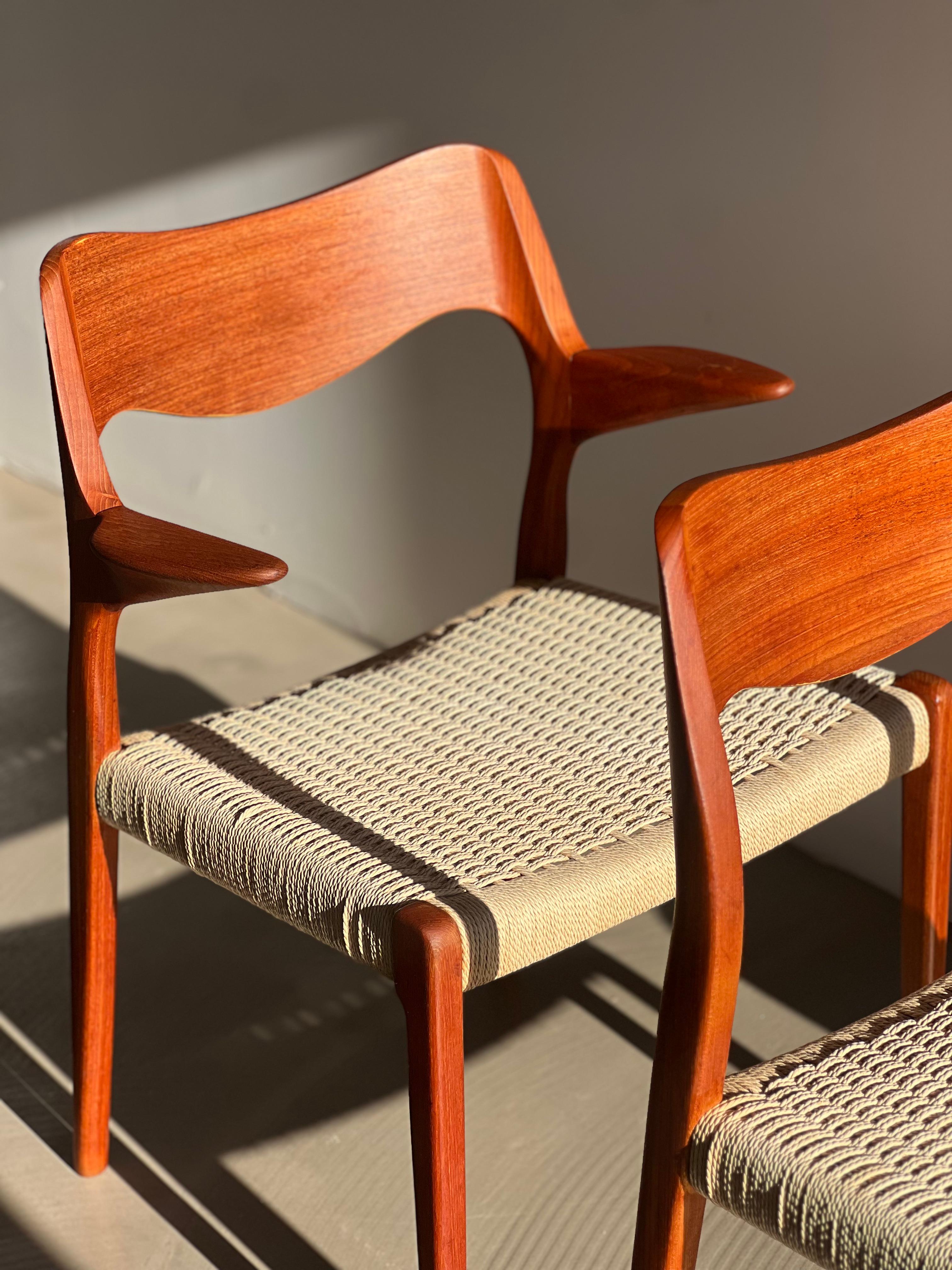 Chaise de salle à manger Møller Model 55 en teck, Design/One par Niels Otto Møller Bon état - En vente à Oceanside, US
