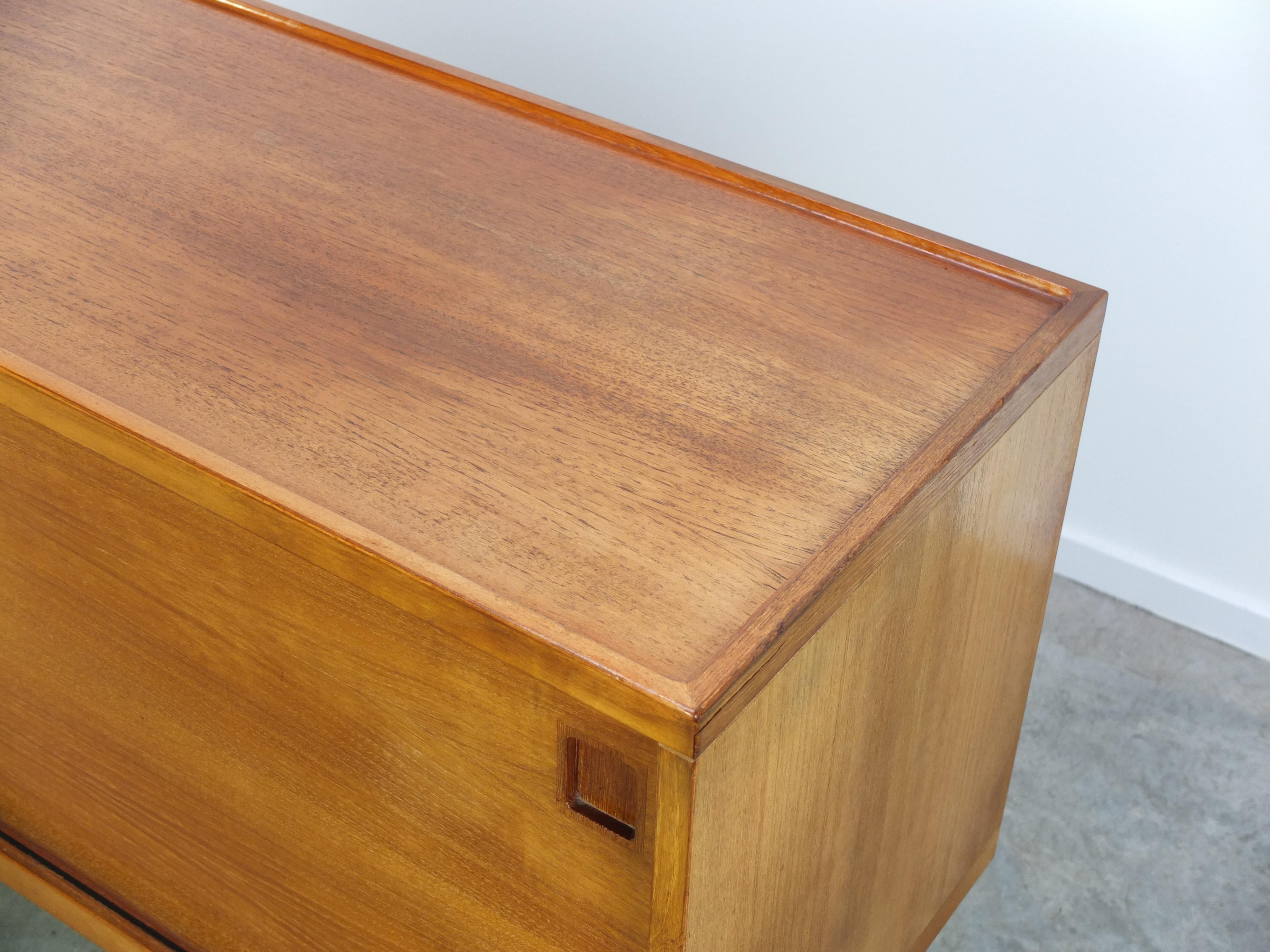 Teak 'Model 20' Sideboard by Niels O. Møller for J.L. Møllers Møbelfabrik, 1950s 14