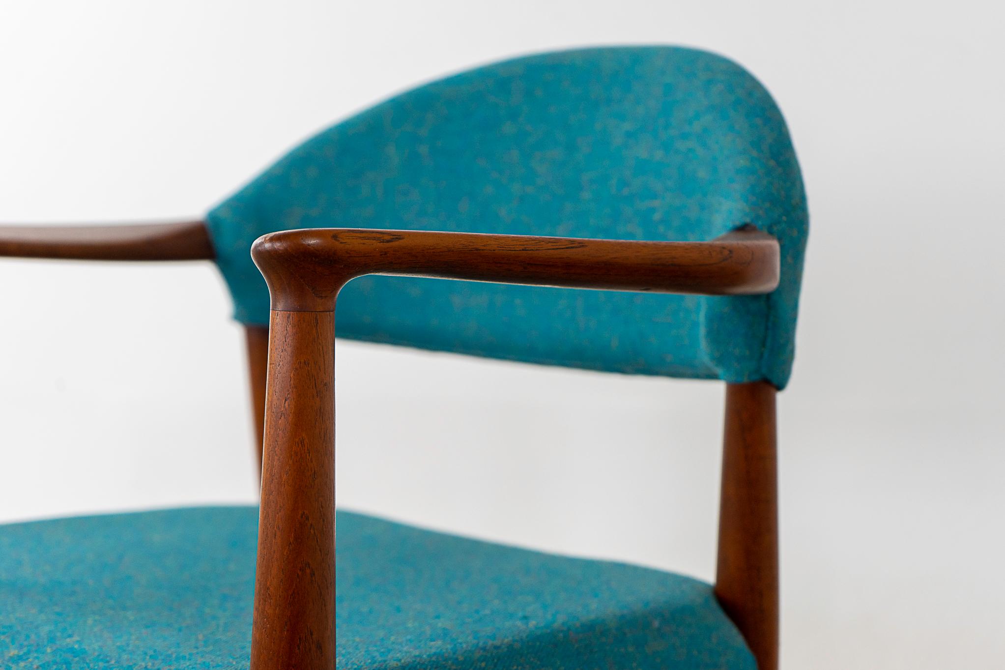 Scandinavian Modern Teak Model 223 Arm Chair by Kurt Olsen For Sale