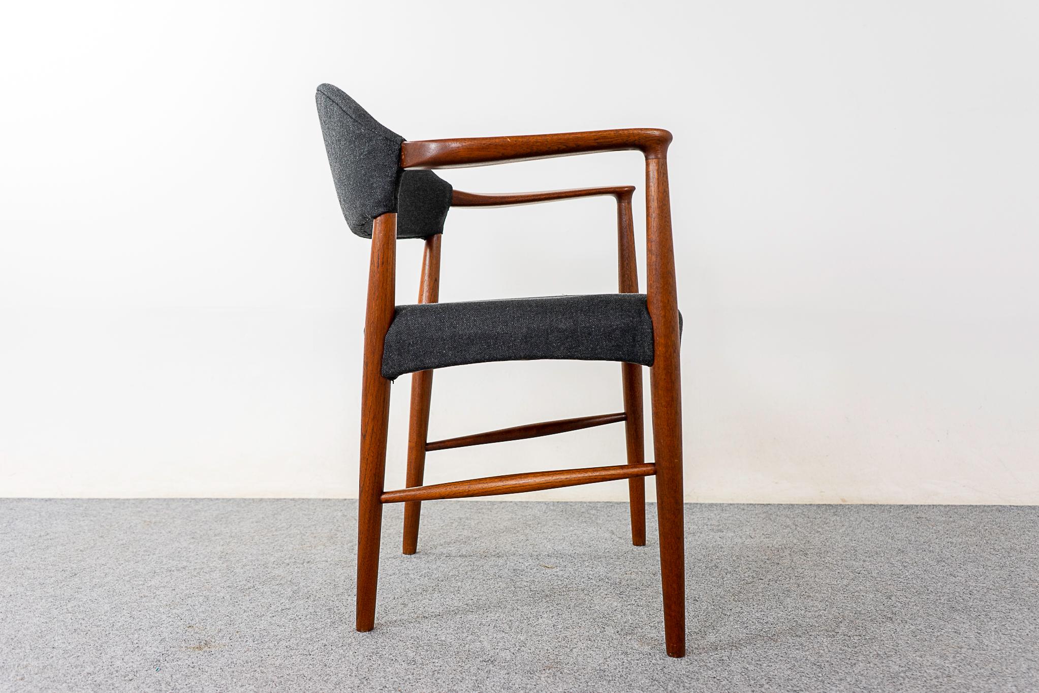 Teak Model 223 Arm Chair by Kurt Olsen 1
