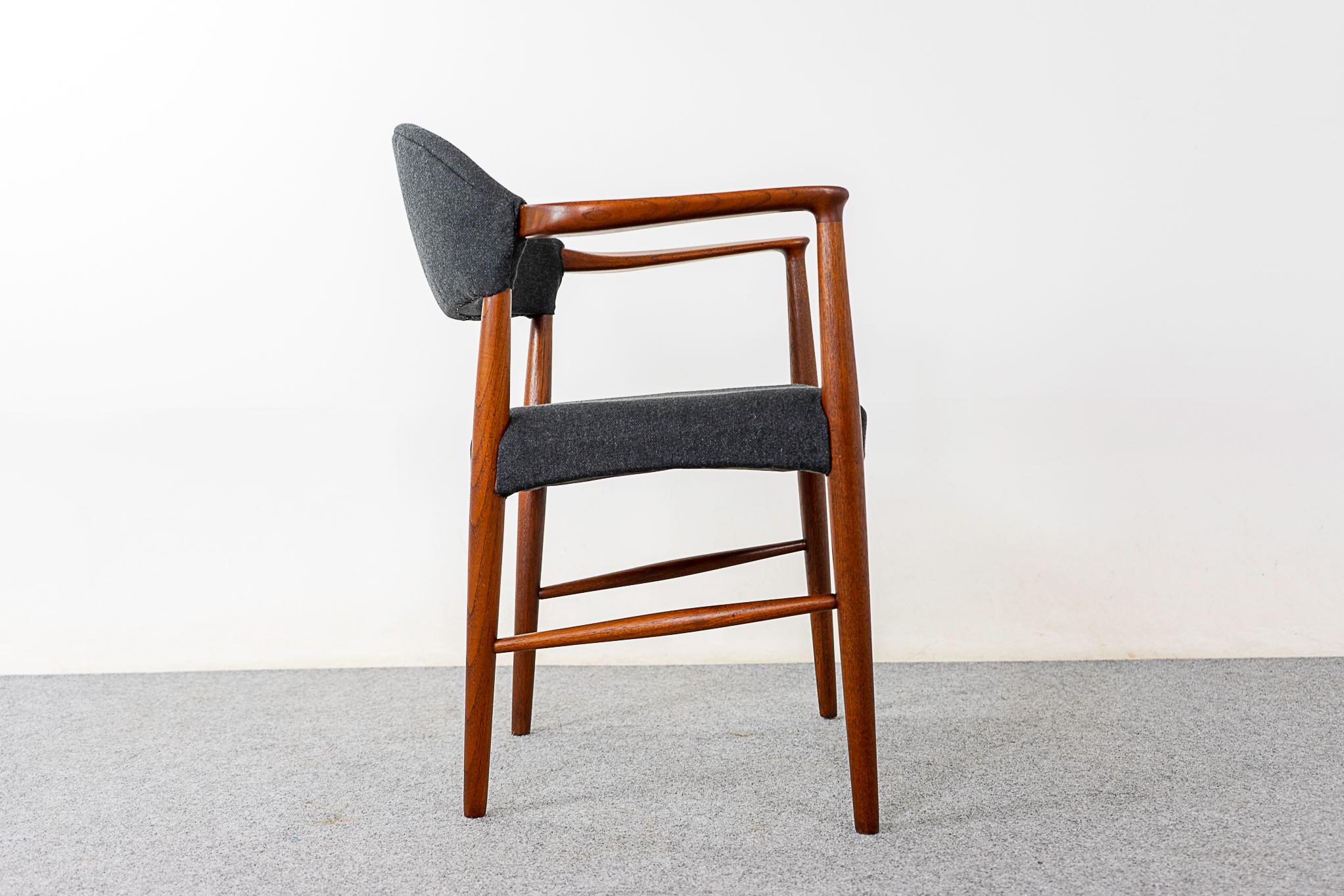 Teak Model 223 Arm Chair by Kurt Olsen 2