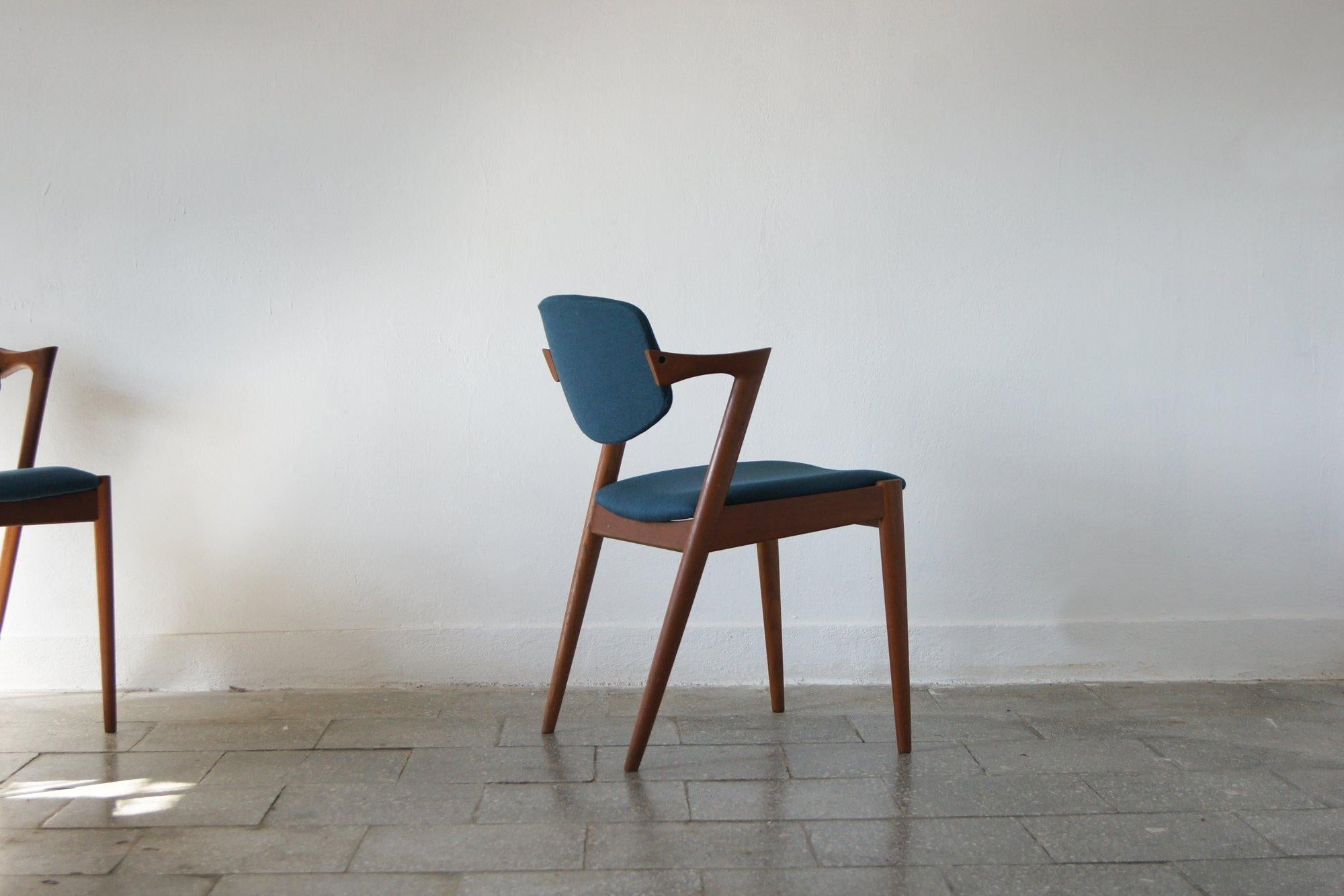Tessile Sedie Model 42 in teak di Kai Kristiansen per Schou Andersen, set di 6 sedie in vendita