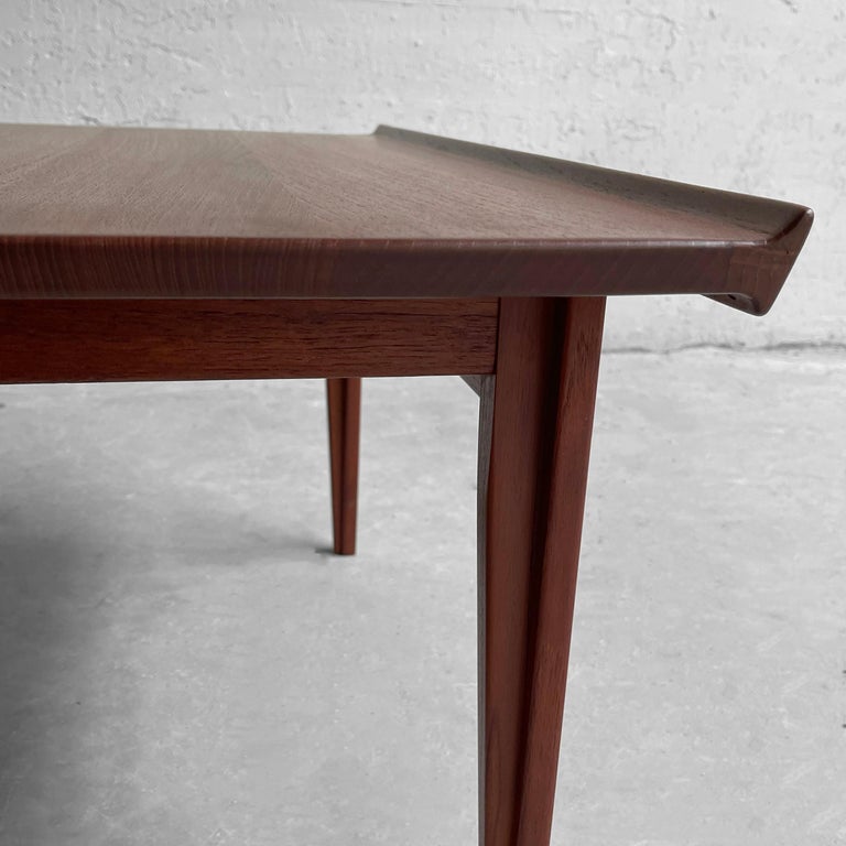Teak Model 534 Coffee Table by Finn Juhl for France & Son For Sale 3