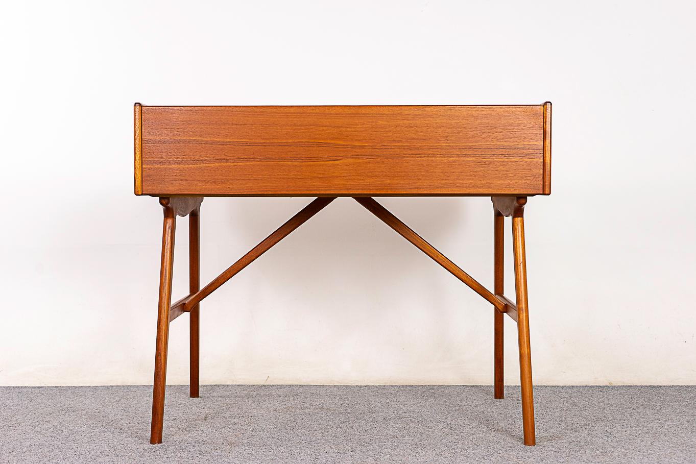 Teak Model 64 Desk by Arne Wahl Iversen 3