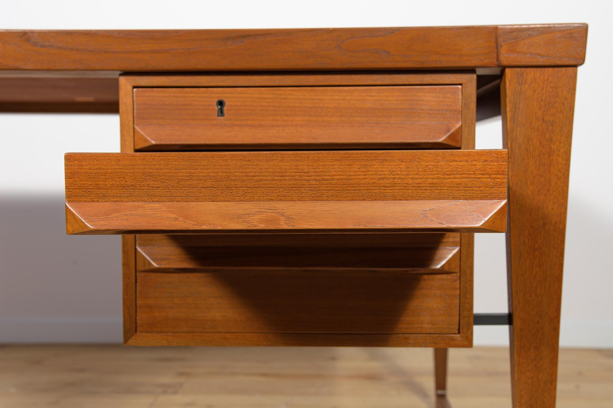 Scrivania Model 70 in teak di Kai Kristiansen per Feldballes Møbelfabrik, anni '60 in vendita 4