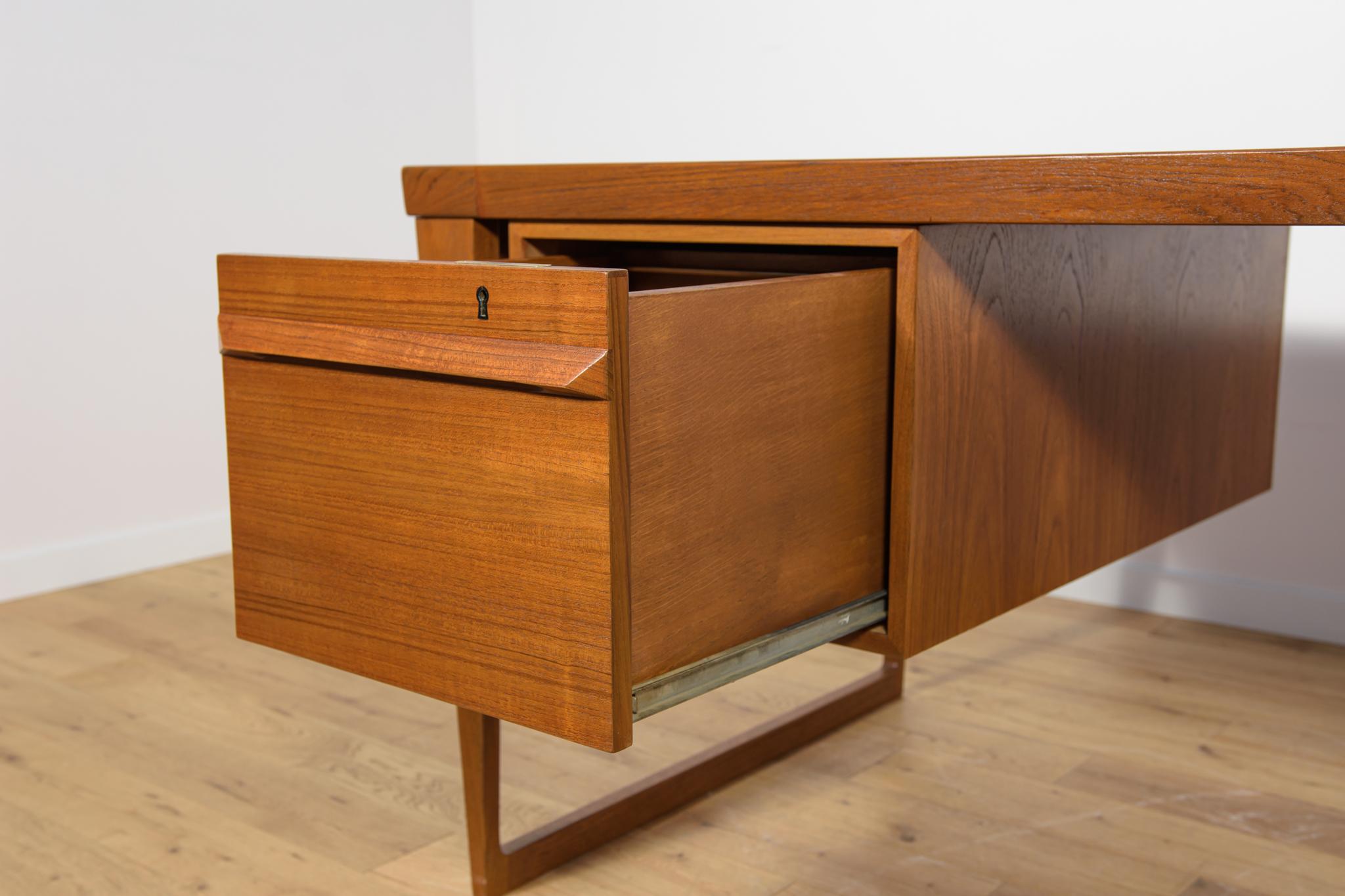 Scrivania Model 70 in teak di Kai Kristiansen per Feldballes Møbelfabrik, anni '60 in vendita 6