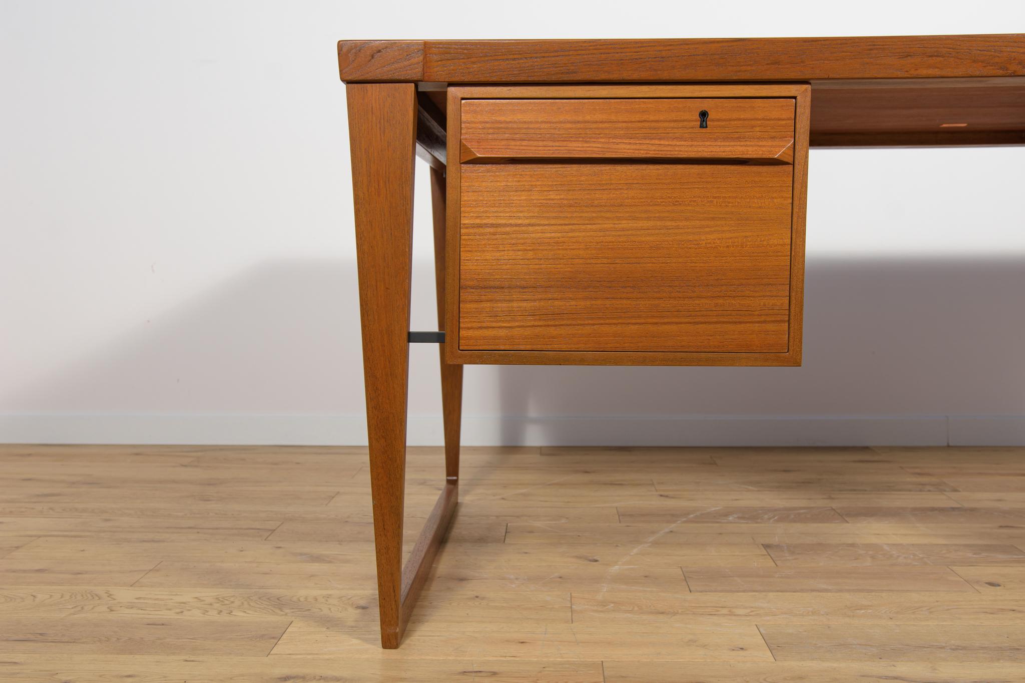 Scrivania Model 70 in teak di Kai Kristiansen per Feldballes Møbelfabrik, anni '60 in vendita 10