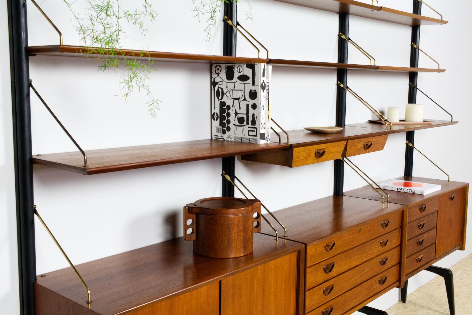 Teak Modular Wall Unit by Louis Van Teeffelen for Wébé, 1950s, Dutch Midcentury In Excellent Condition In Beek en Donk, NL