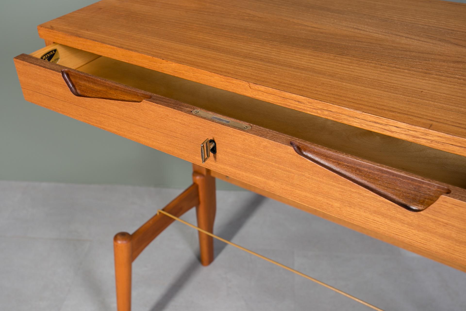 Teak Modular Wall Unit, Rival, Brodrene Jatogs Mobelfabrik, Norway, 1960s For Sale 4