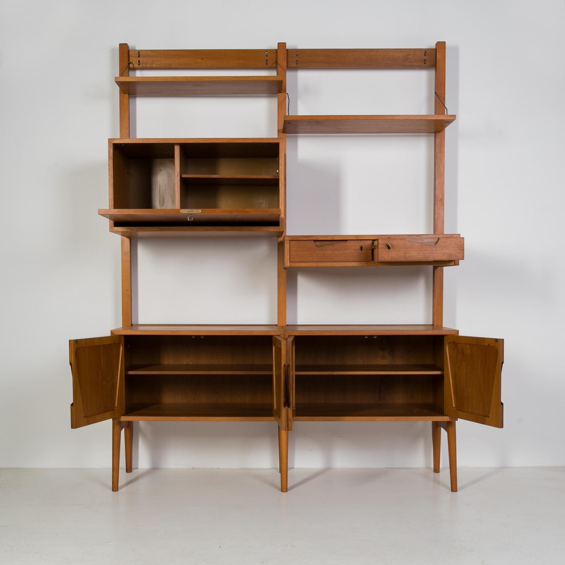 Norwegian Teak Modular Wall Unit, Rival Brodrene Jatogs, Norway, 1960s