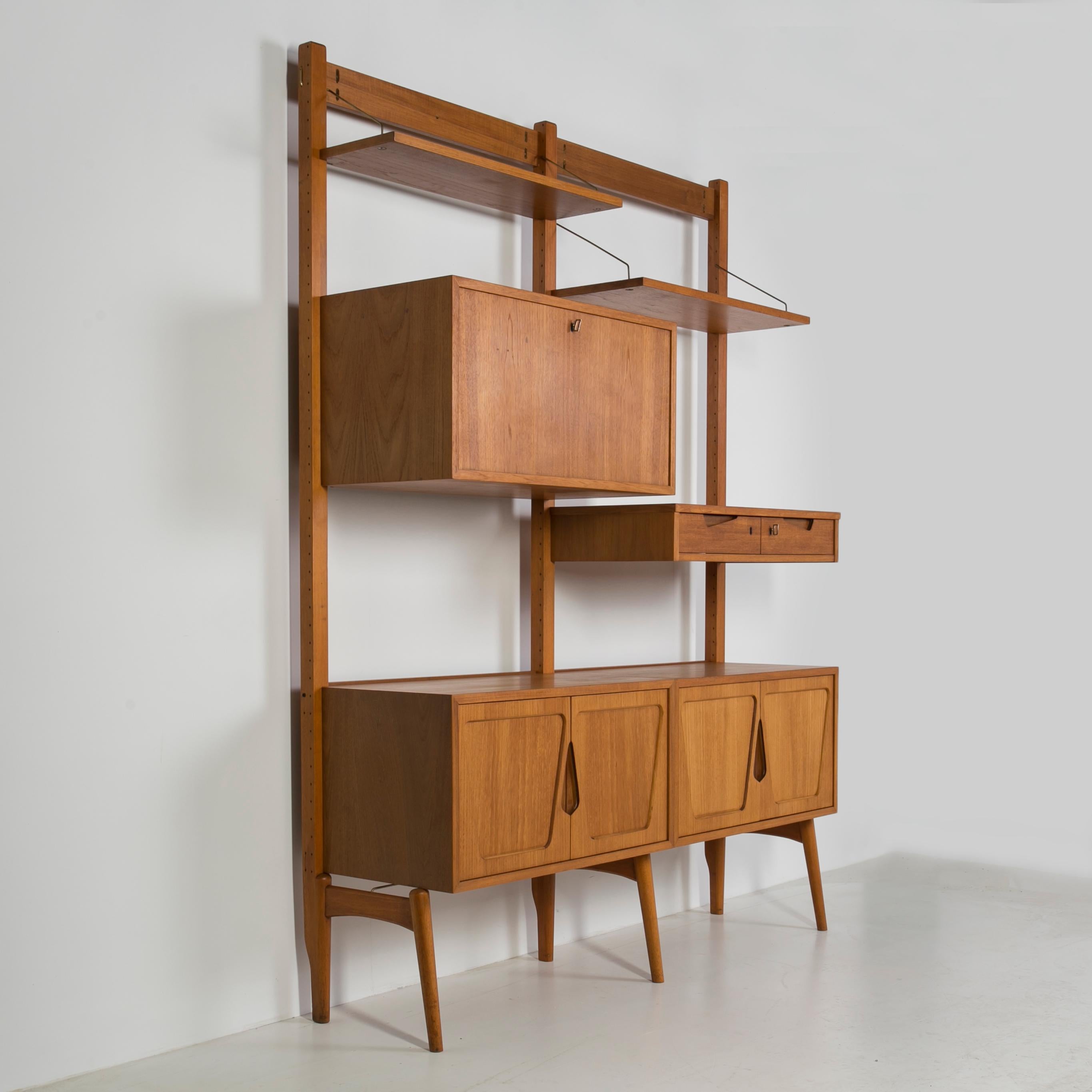 Oiled Teak Modular Wall Unit, Rival Brodrene Jatogs, Norway, 1960s