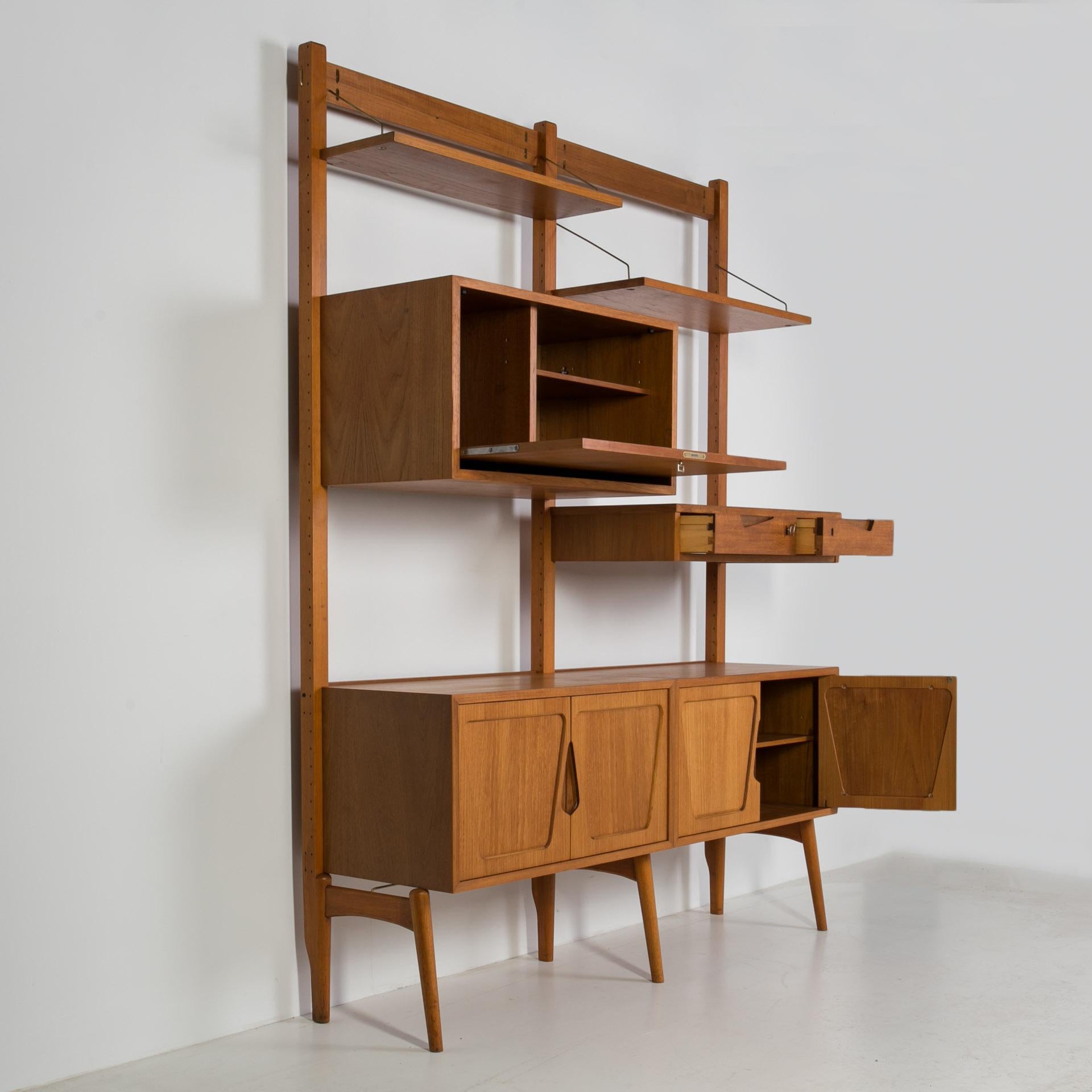 Teak Modular Wall Unit, Rival Brodrene Jatogs, Norway, 1960s In Good Condition In Wrocław, Poland