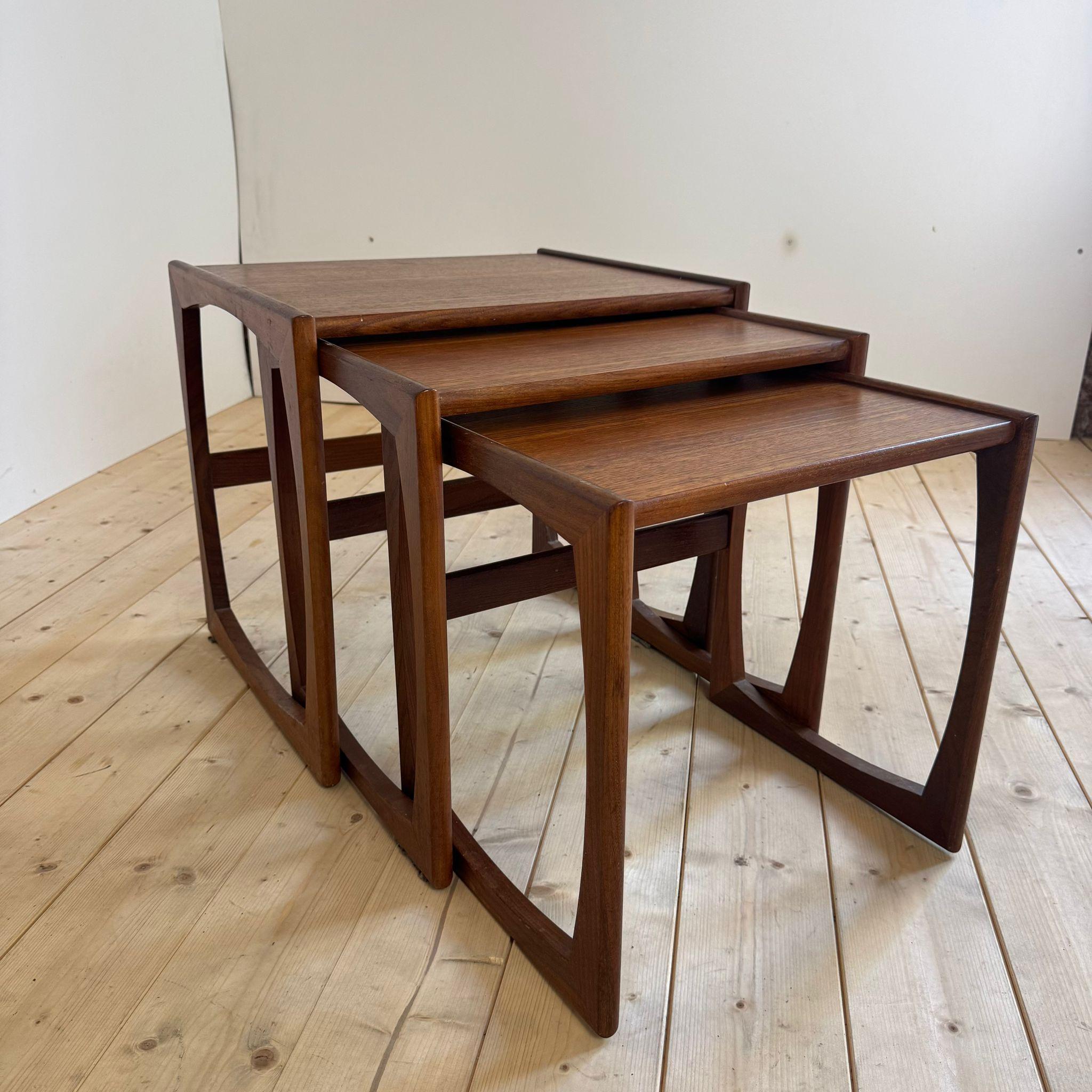 Nisttische aus Teakholz, Dänemark 1960 im Zustand „Gut“ im Angebot in Torino, IT
