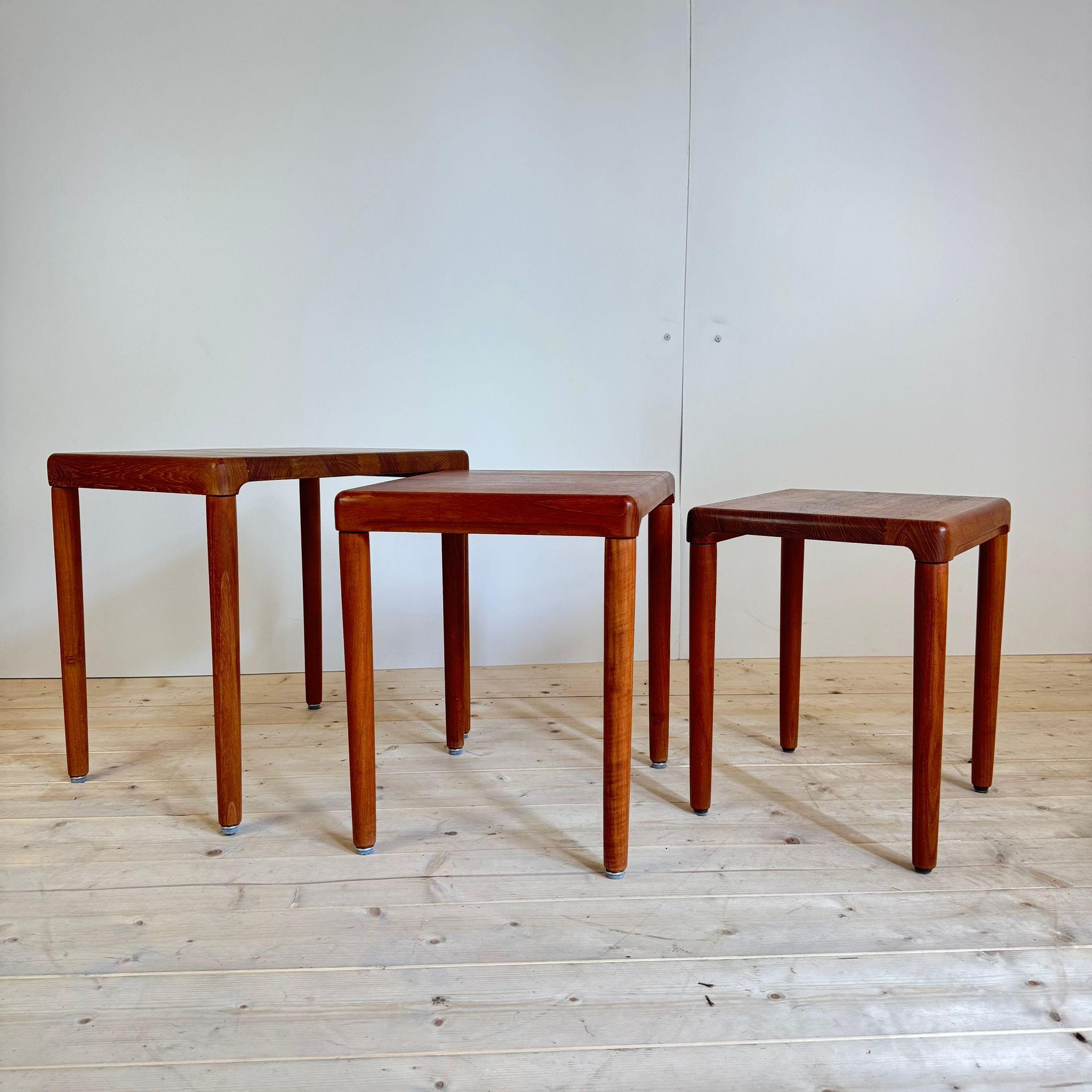 Teak nesting tables, Denmark 1960 en Bueno estado para la venta en Torino, IT
