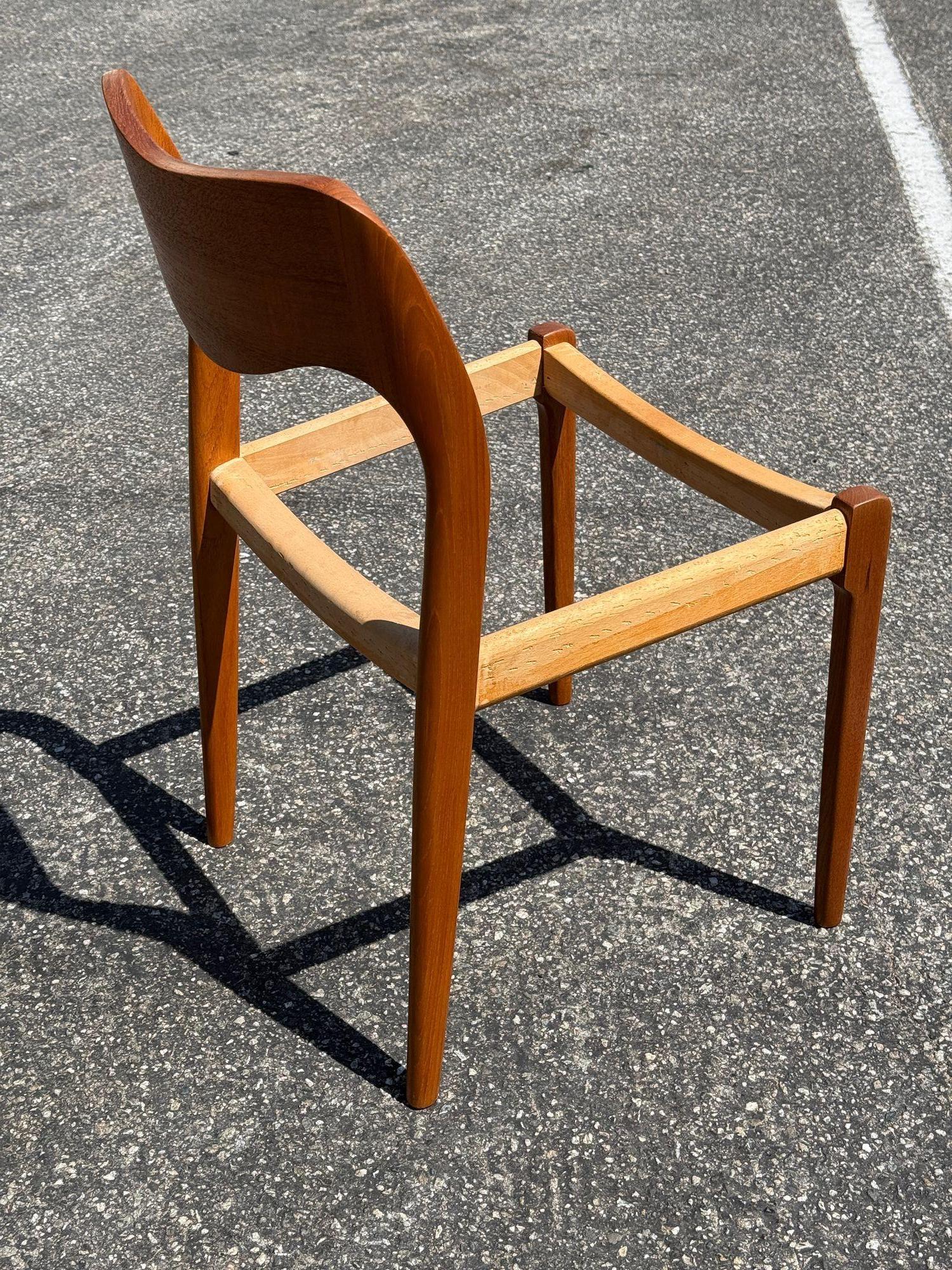 Sedie da pranzo Niels Moller Model 71 in teak in vendita 5