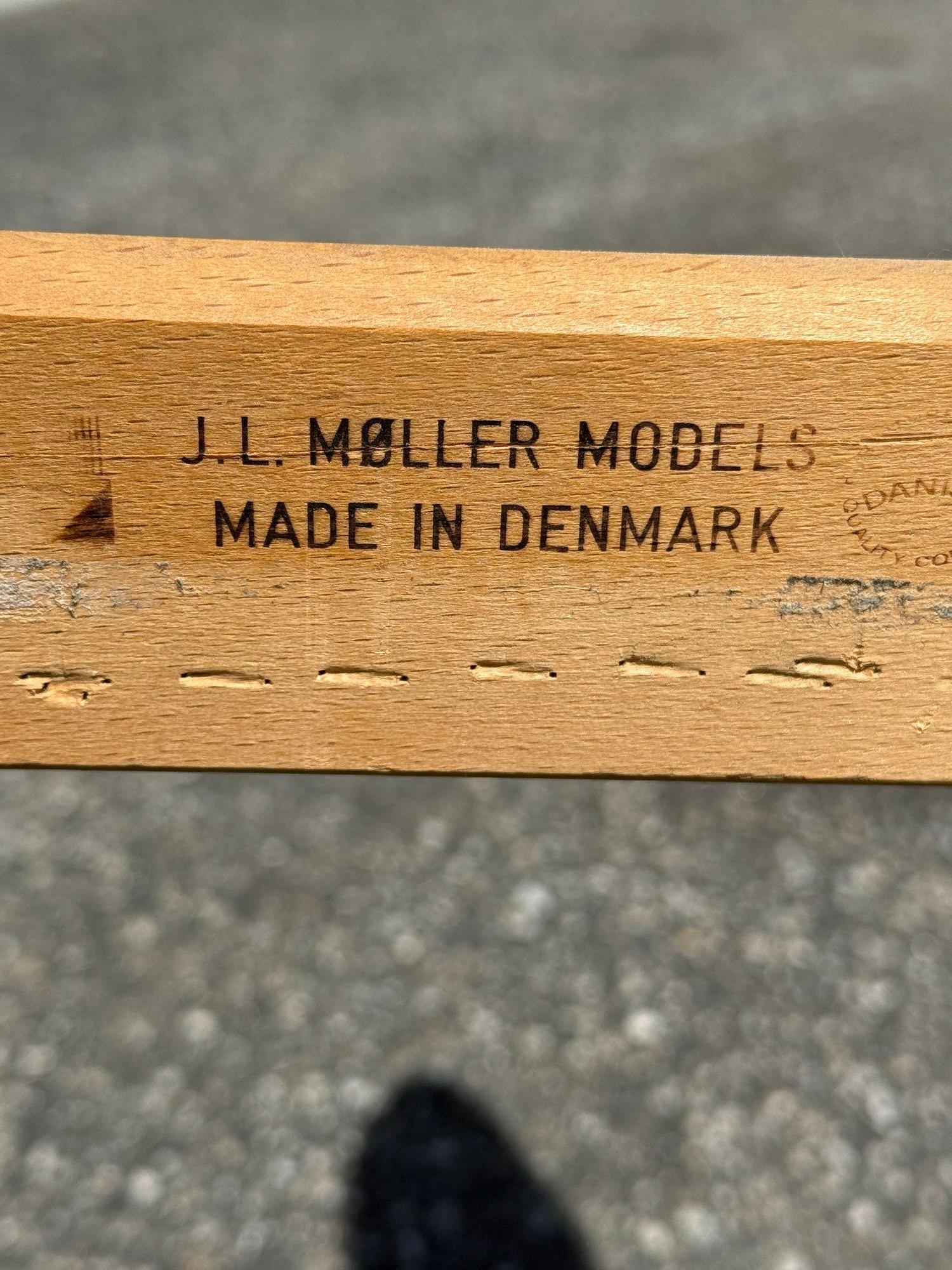 Metà XX secolo Sedie da pranzo Niels Moller Model 71 in teak in vendita