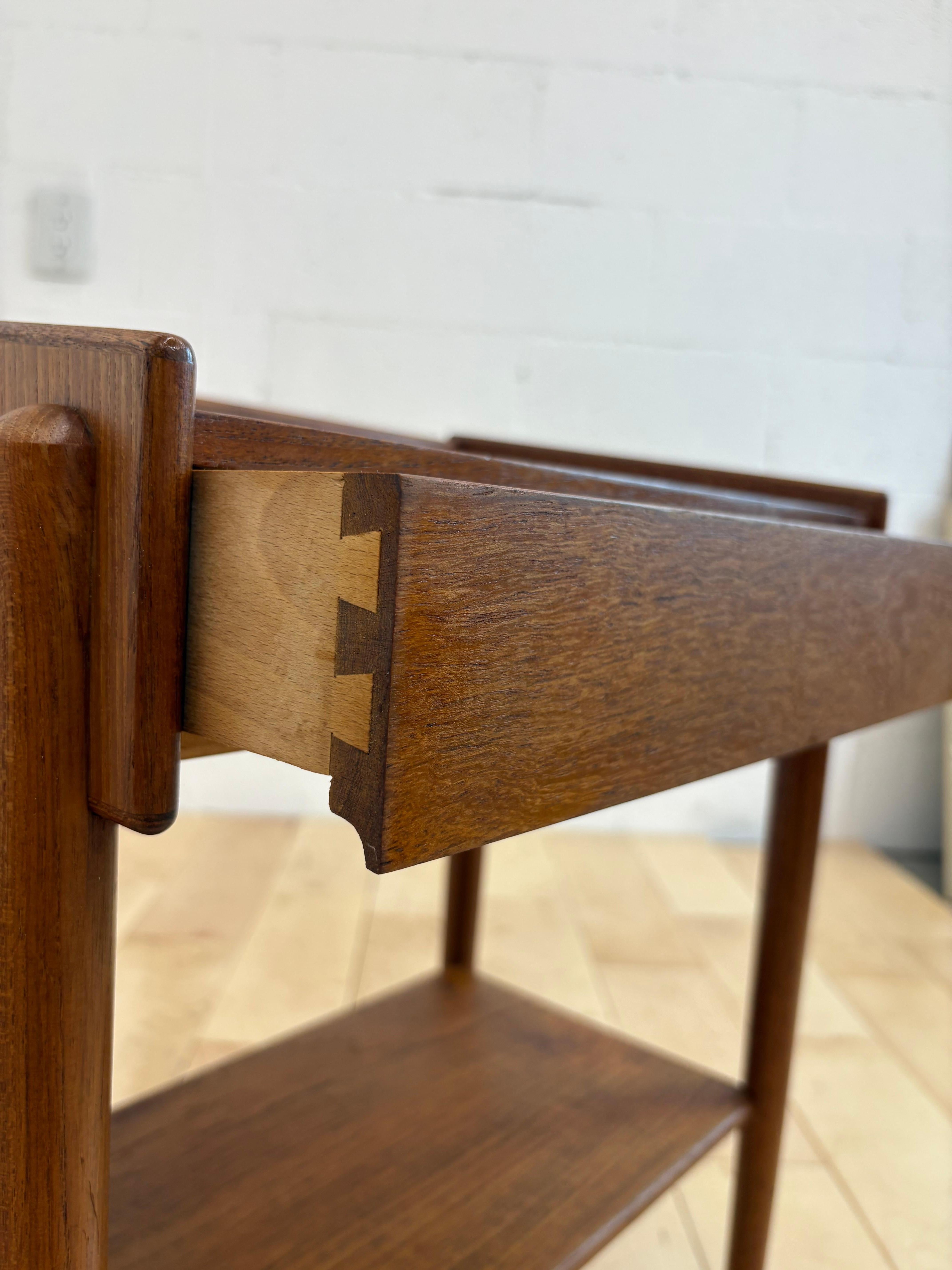 Mid-20th Century Teak NIGHT STAND BY BORGE MOGENSEN FOR SOBORG MOBELFABRIK, 1950S For Sale