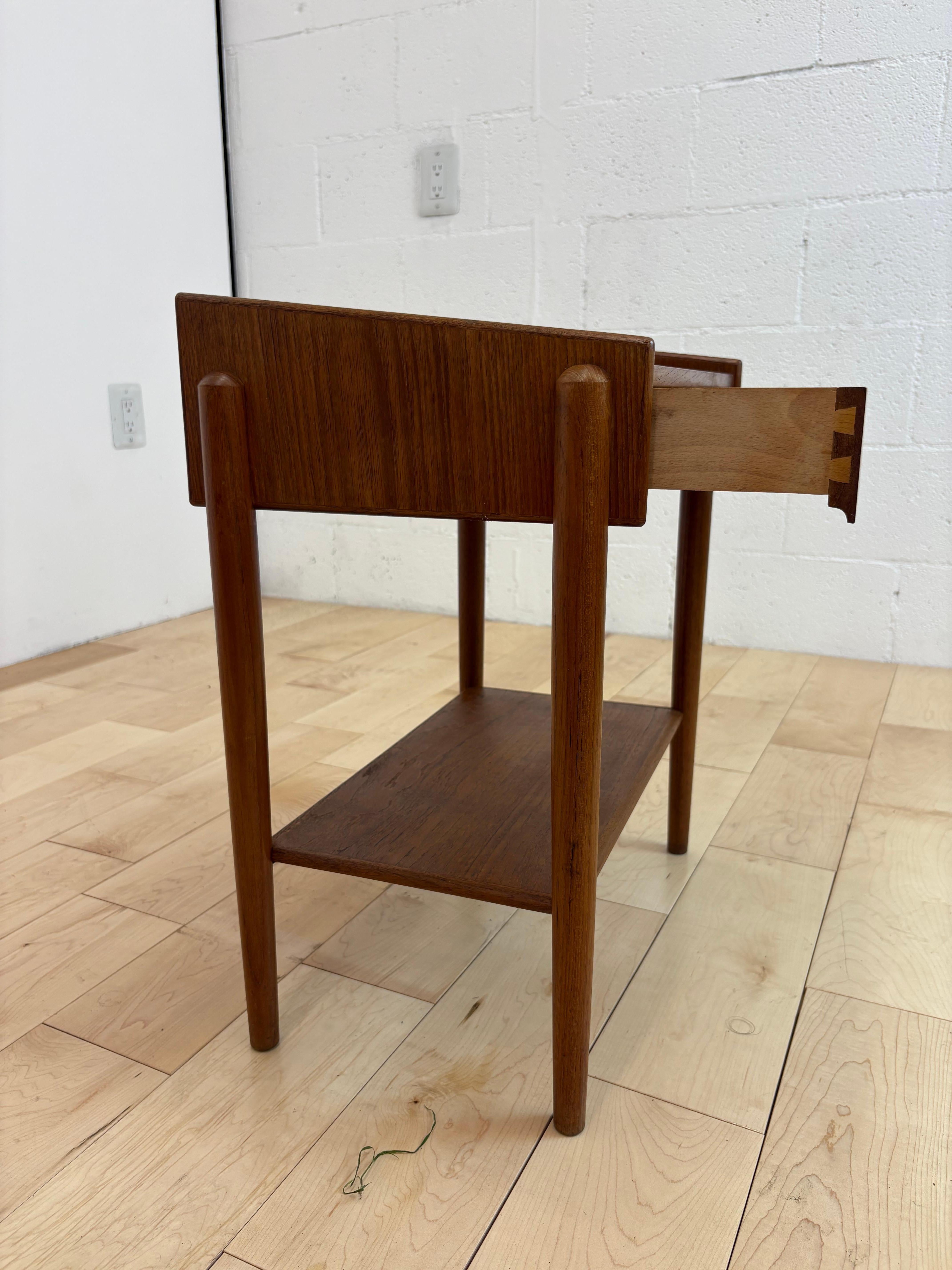 Teak NIGHT STAND BY BORGE MOGENSEN FOR SOBORG MOBELFABRIK, 1950S For Sale 1