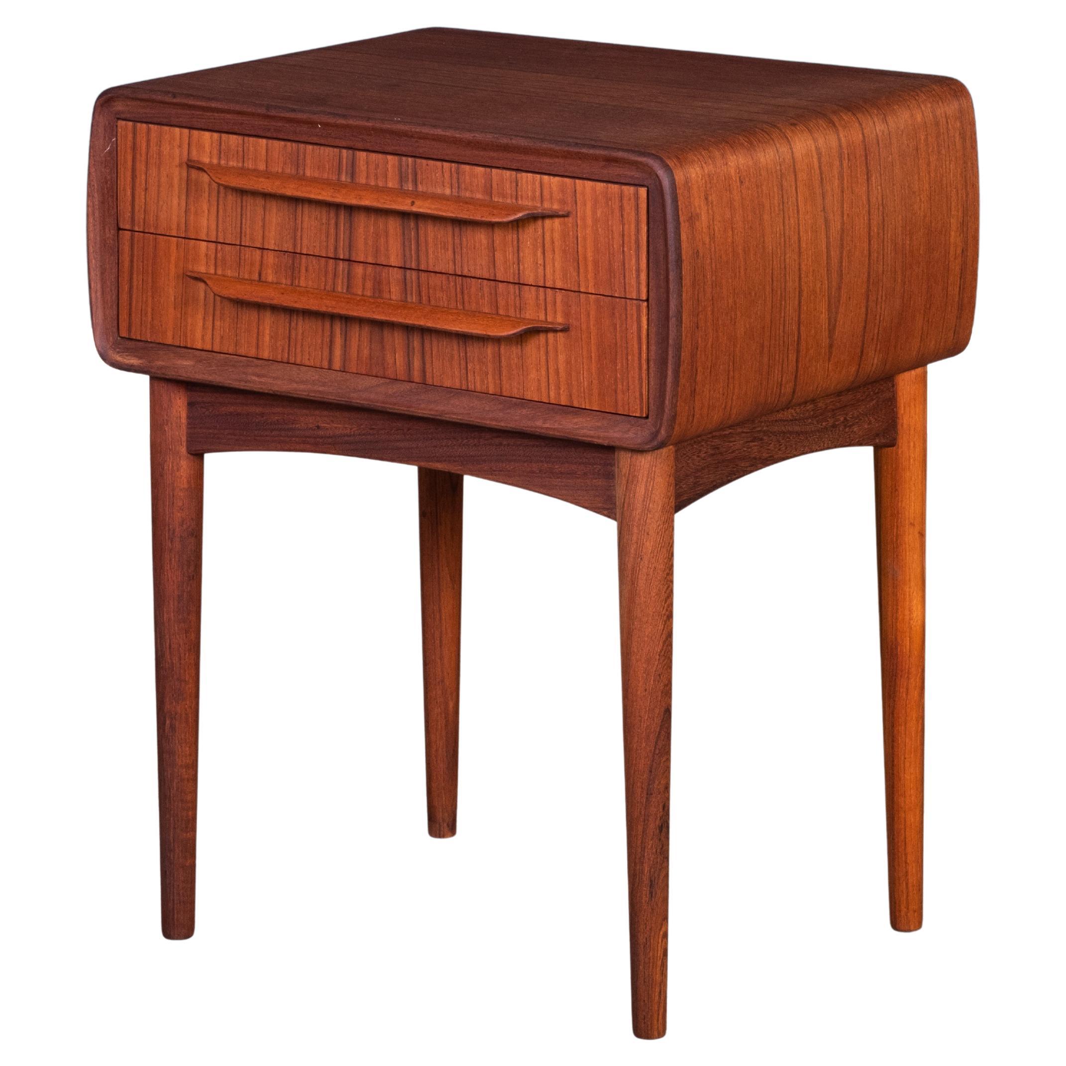 Teakholz-Nachttisch von Johannes Andersen für CFC Silkeborg, 1960er Jahre im Angebot