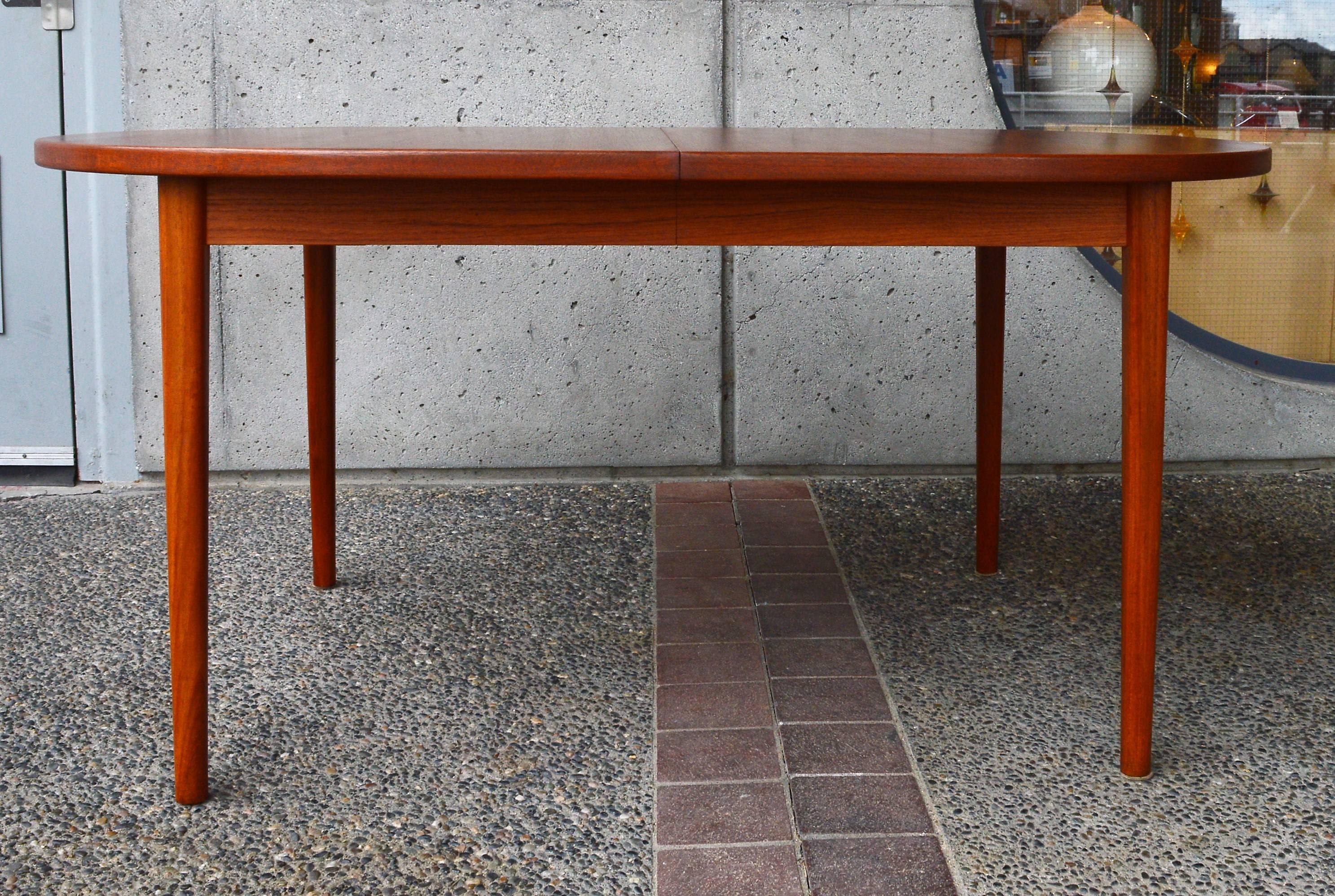 nils jonsson dining table