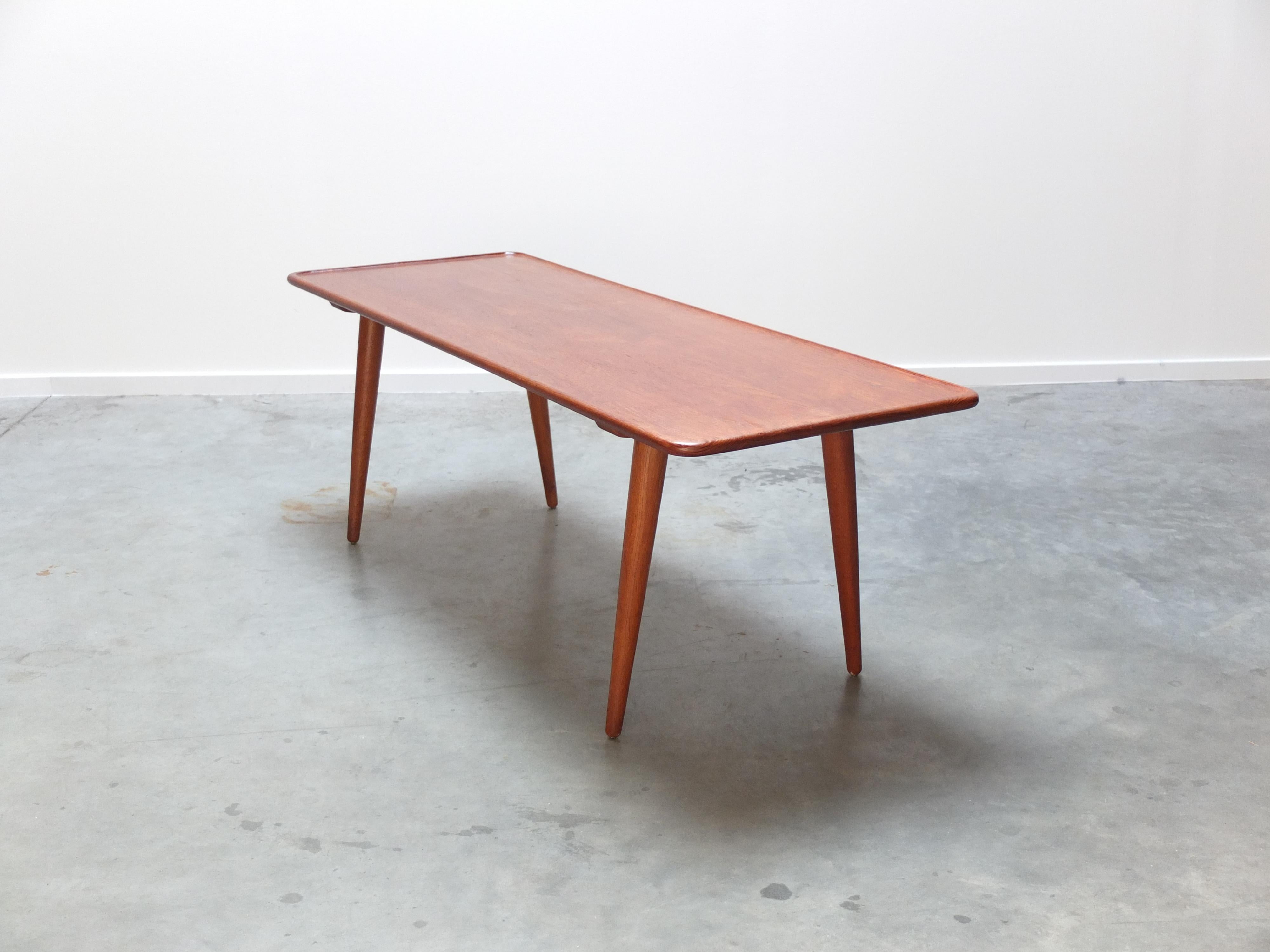 Teak & Oak 'At-11' Coffee Table by Hans Wegner for Andreas Tuck, 1950s For Sale 8