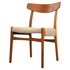 Chaise de salle à manger CH23 de Hans Wegner