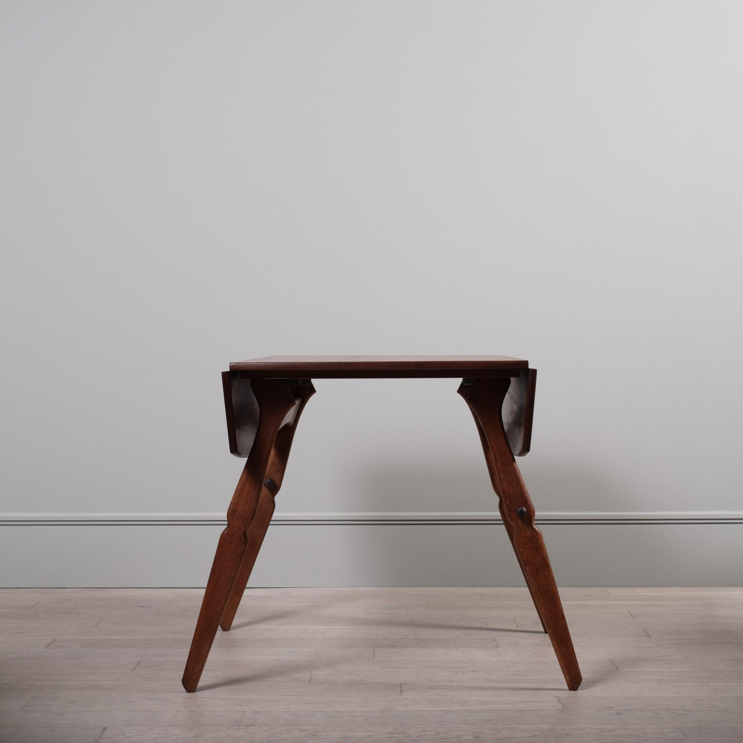 Table métamorphique en teck et chêne, Arne Hovmand Olsen en vente 7