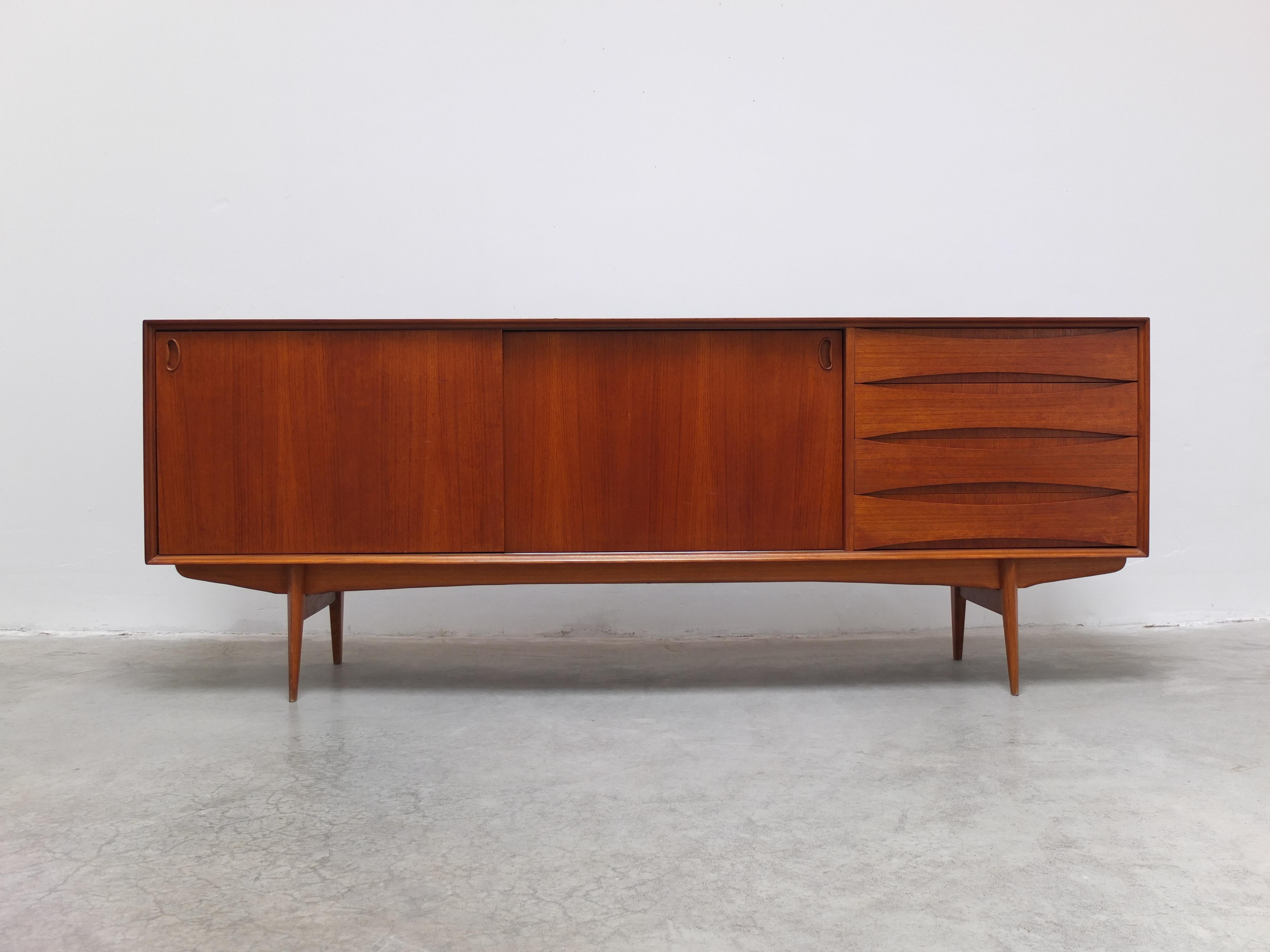 Scandinavian Modern Teak 'Paola' Sideboard by Oswald Vermaercke for V-Form, 1959