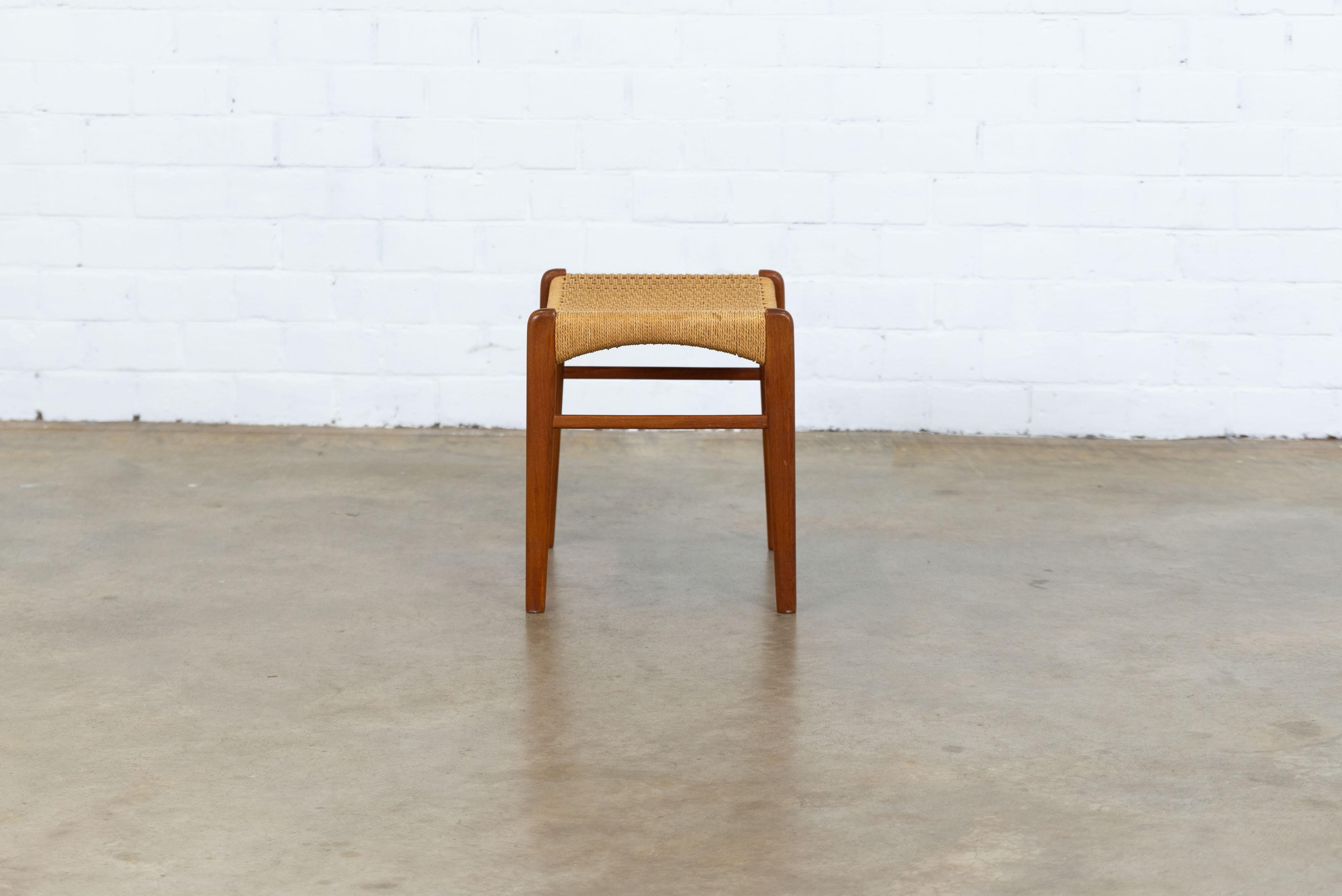 Teak & Paper Cord Stool by Ejner Larsen for Glyngøre, 1960s (Skandinavische Moderne)