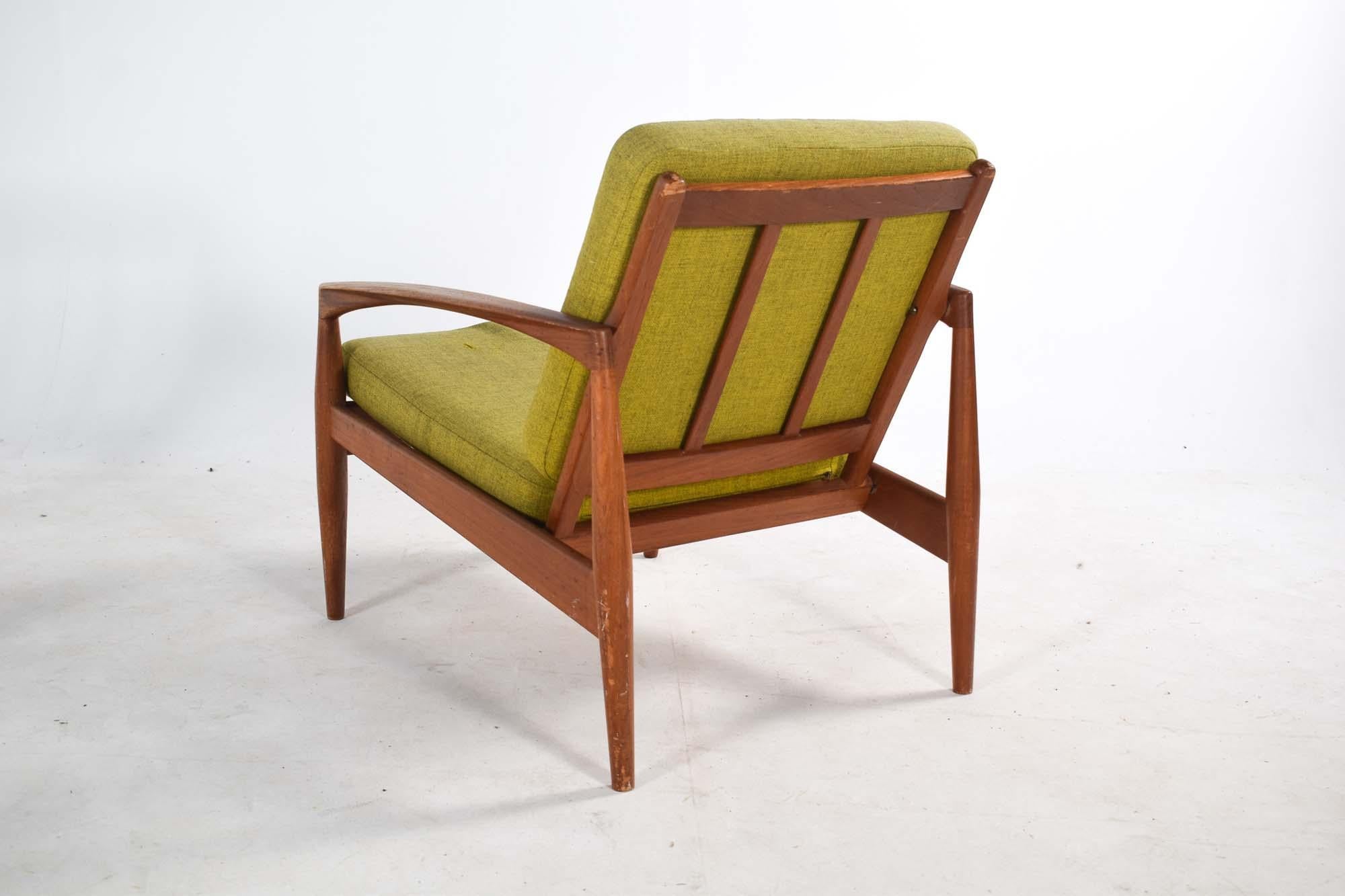 Fauteuil à couteaux en teck, modèle 121 de Kai Kristiansen pour Magnus Olesen Bon état - En vente à Lisboa, Lisboa