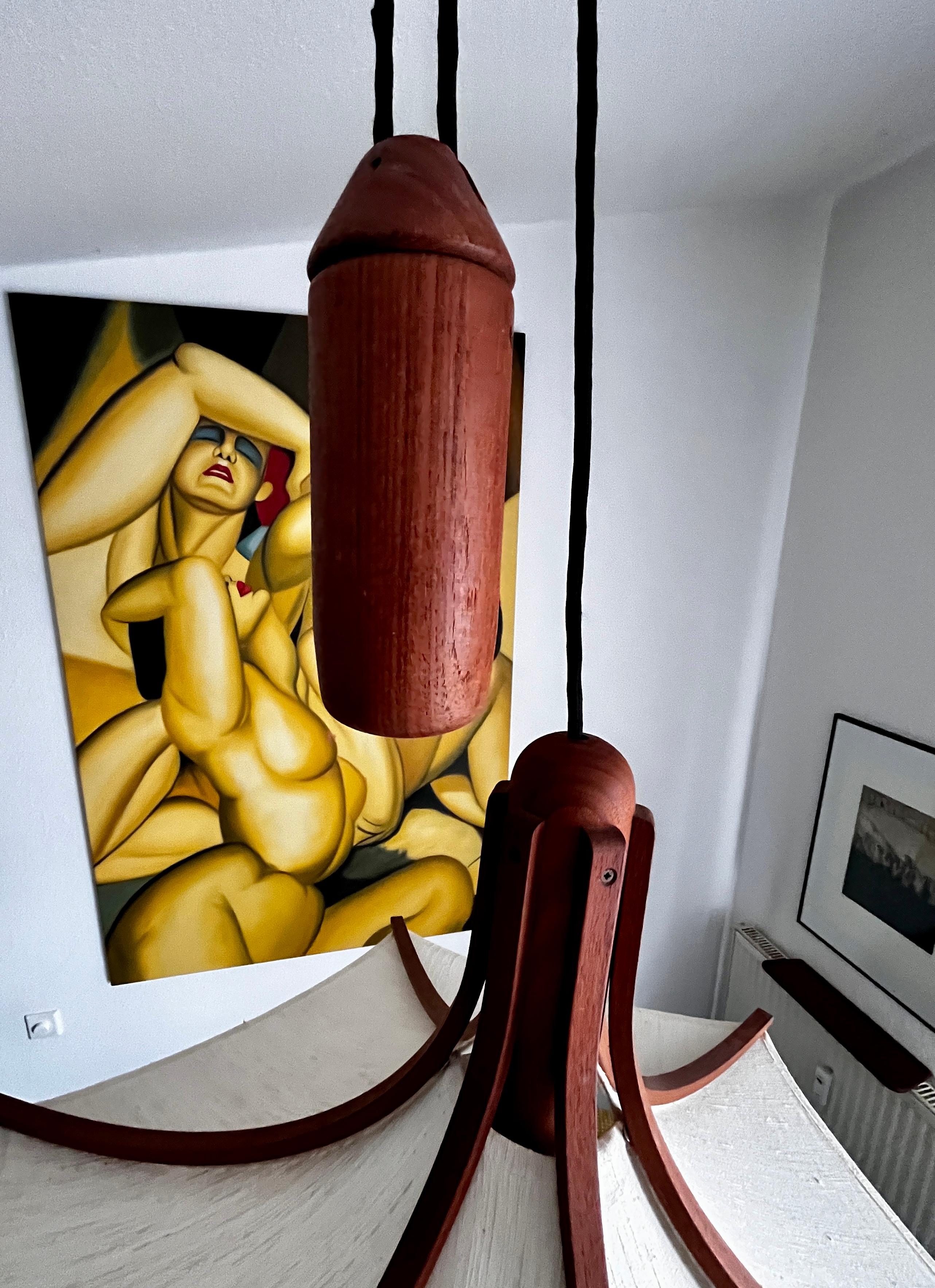 Lámpara colgante de teca by Domus Moderno de mediados de siglo en venta